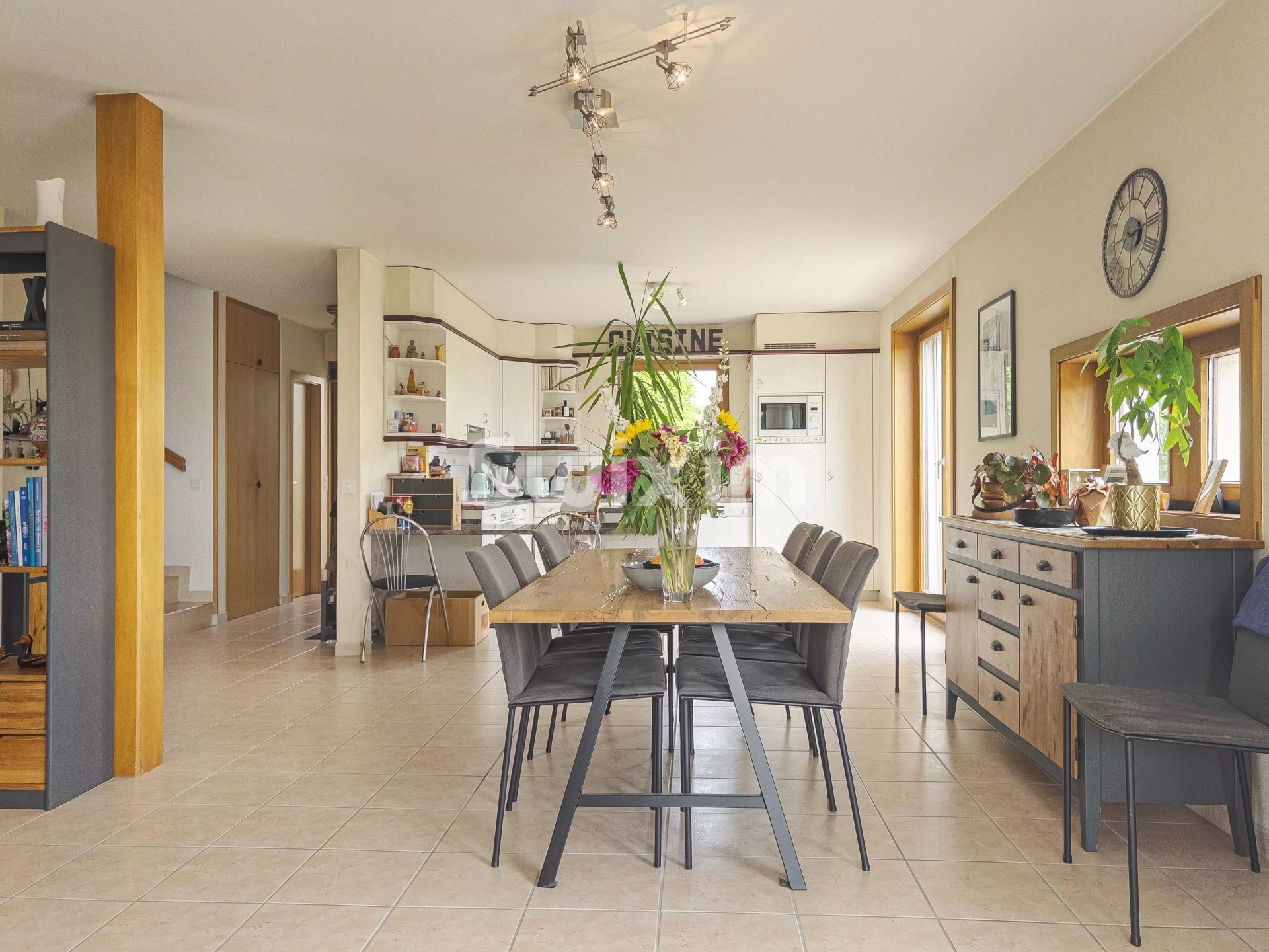 appartement 12 Pièces en vente sur Bernex (1233)