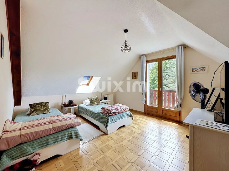 Verkauf Haus Ornex 8 Zimmer 265 m² — 24