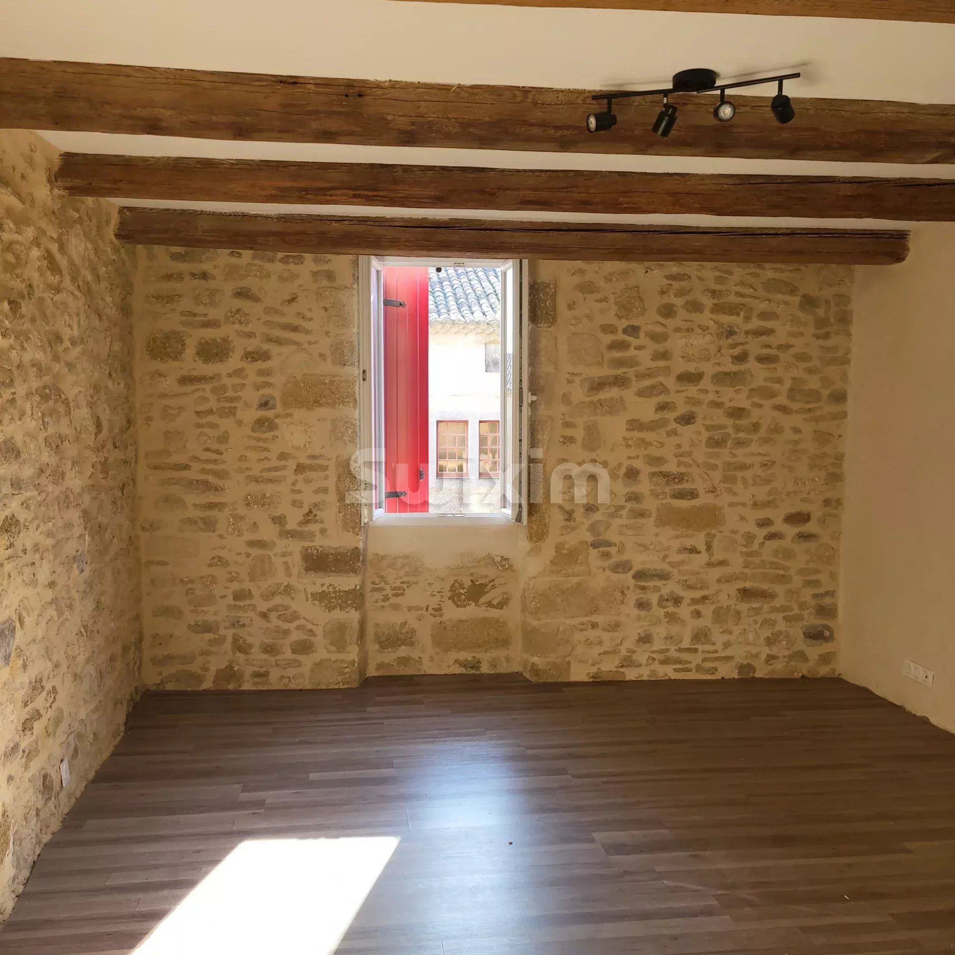 mas 3 Salas en alquiler en Saint-Hippolyte-de-Montaigu (30700)