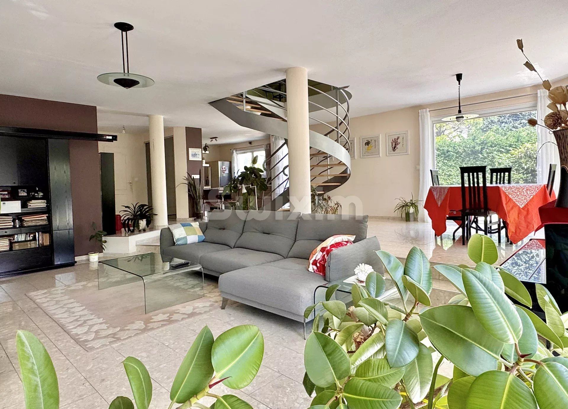 villa 6 Zimmer zum verkauf auf Alès (30100)