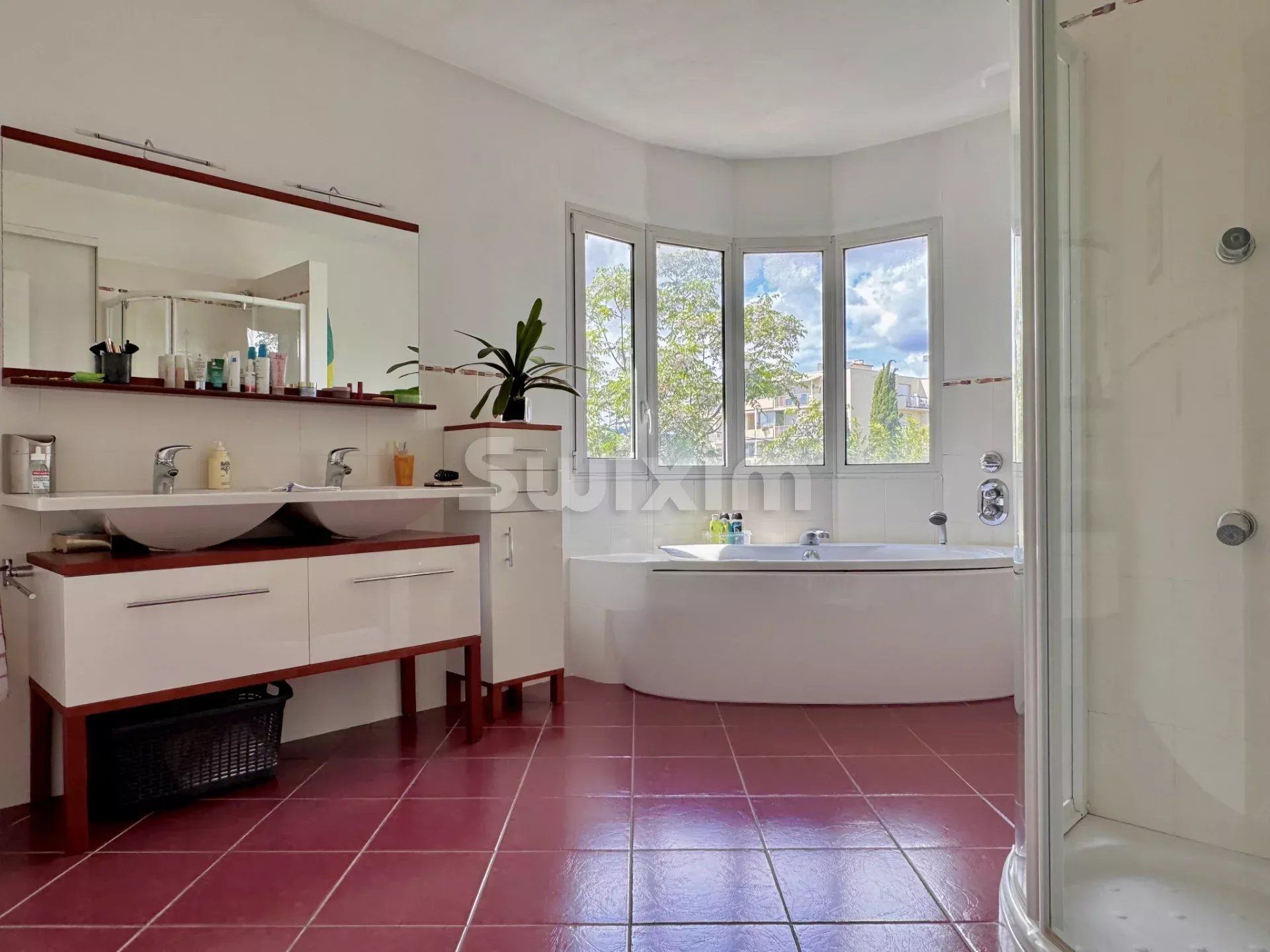 villa 6 Zimmer zum verkauf auf Alès (30100)