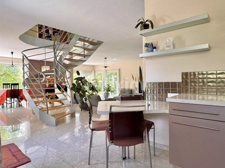 Verkauf Villa Alès 6&nbsp;Zimmer 164&nbsp;m²