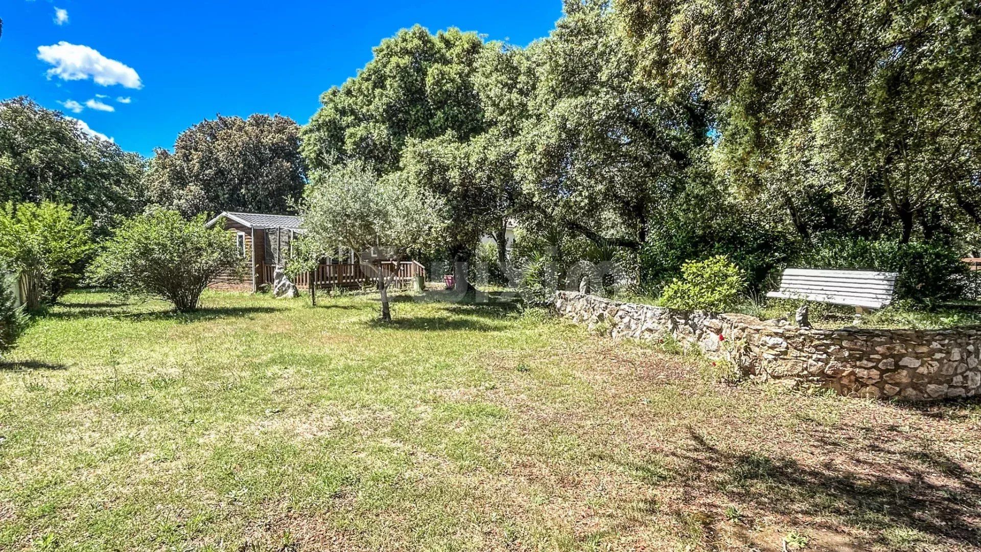 terreno in vendita su Saint-Siffret (30700)