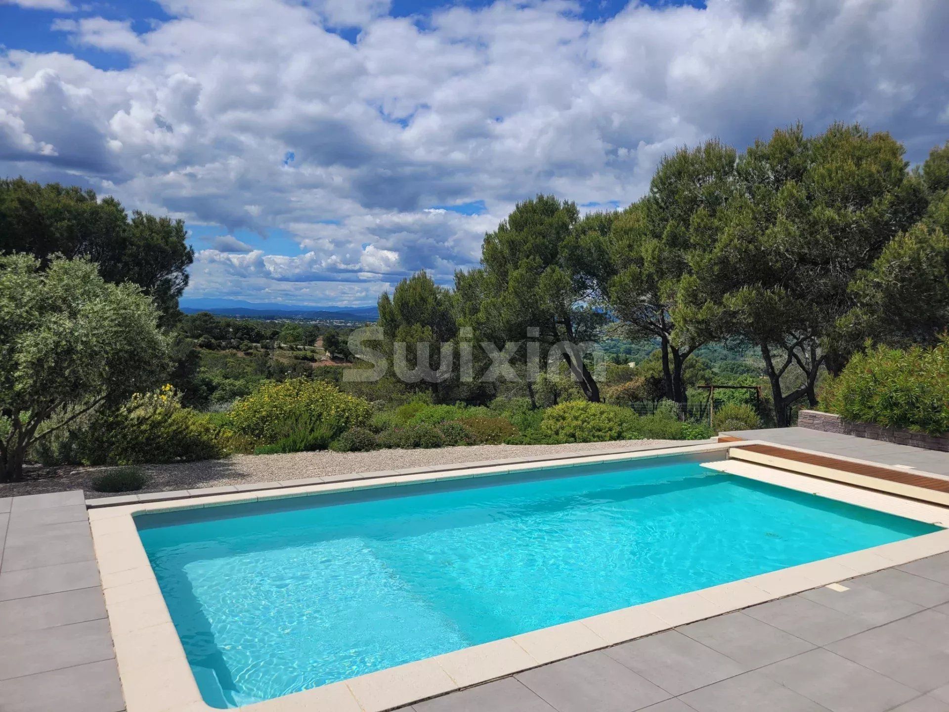 villa 7 Salas en venta en Saint-Siffret (30700)