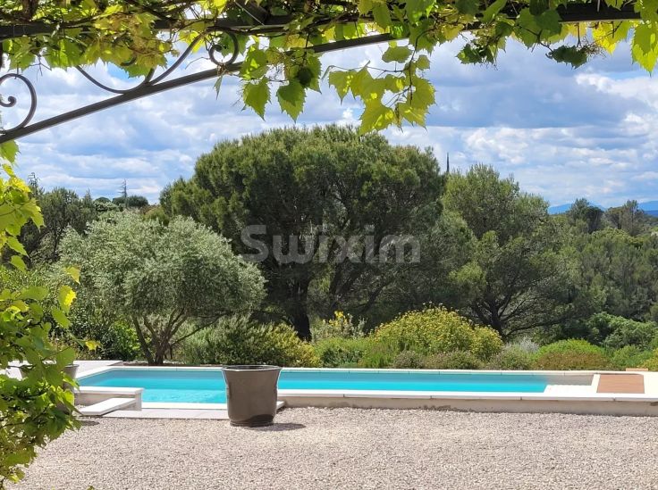 Sale Villa Saint-Siffret 7&nbsp;Rooms 196&nbsp;m²