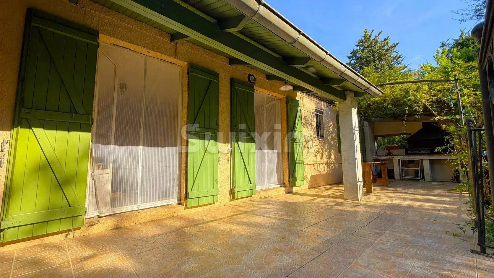 villa 8 Camere in vendita su Saint-Dionisy (30980)