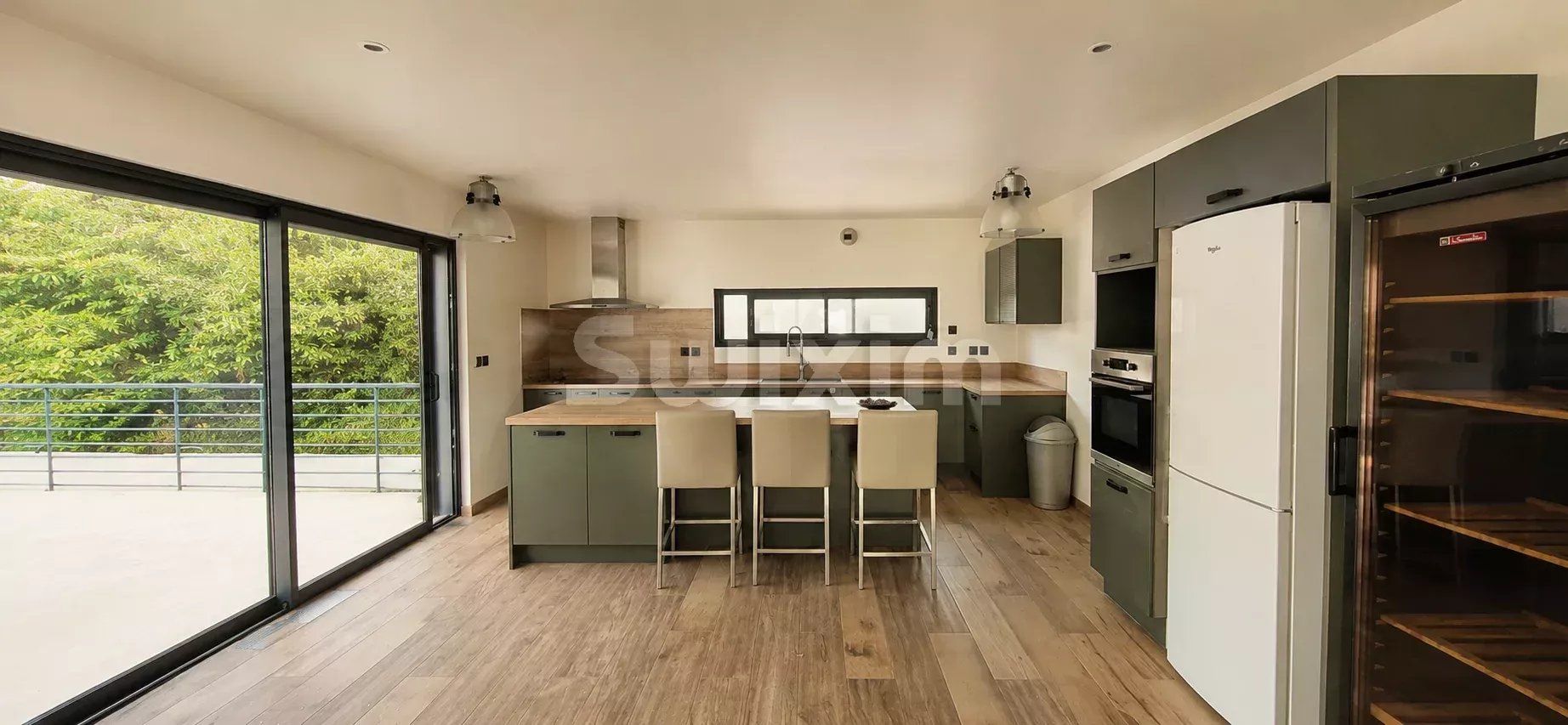 villa 6 Salas en venta en Sernhac (30210)
