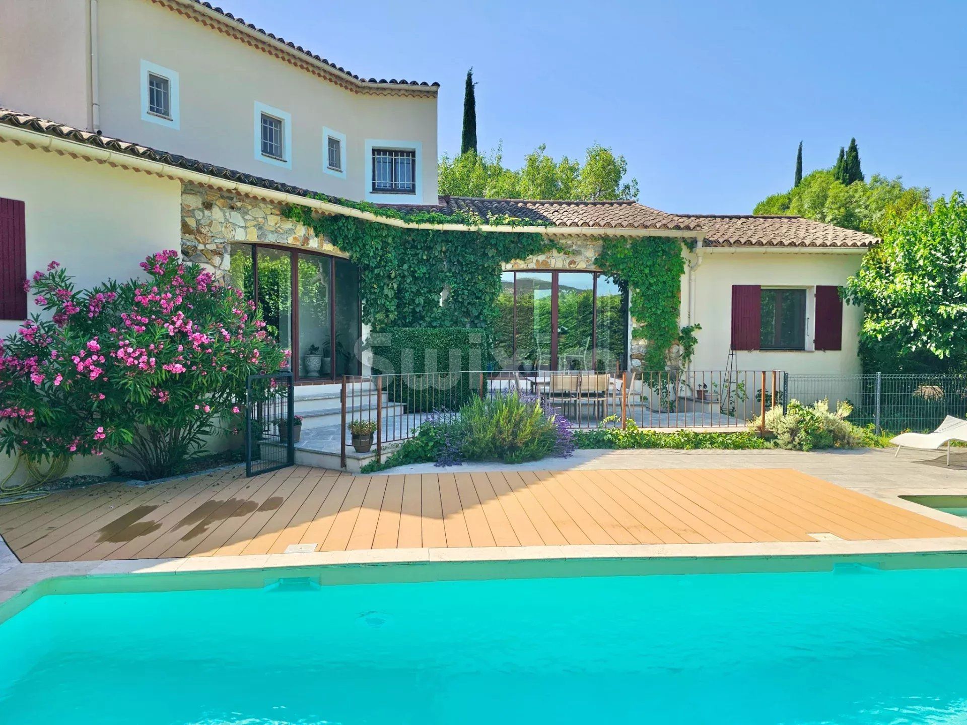 villa 6 Rooms for sale on Boisset-et-Gaujac (30140)