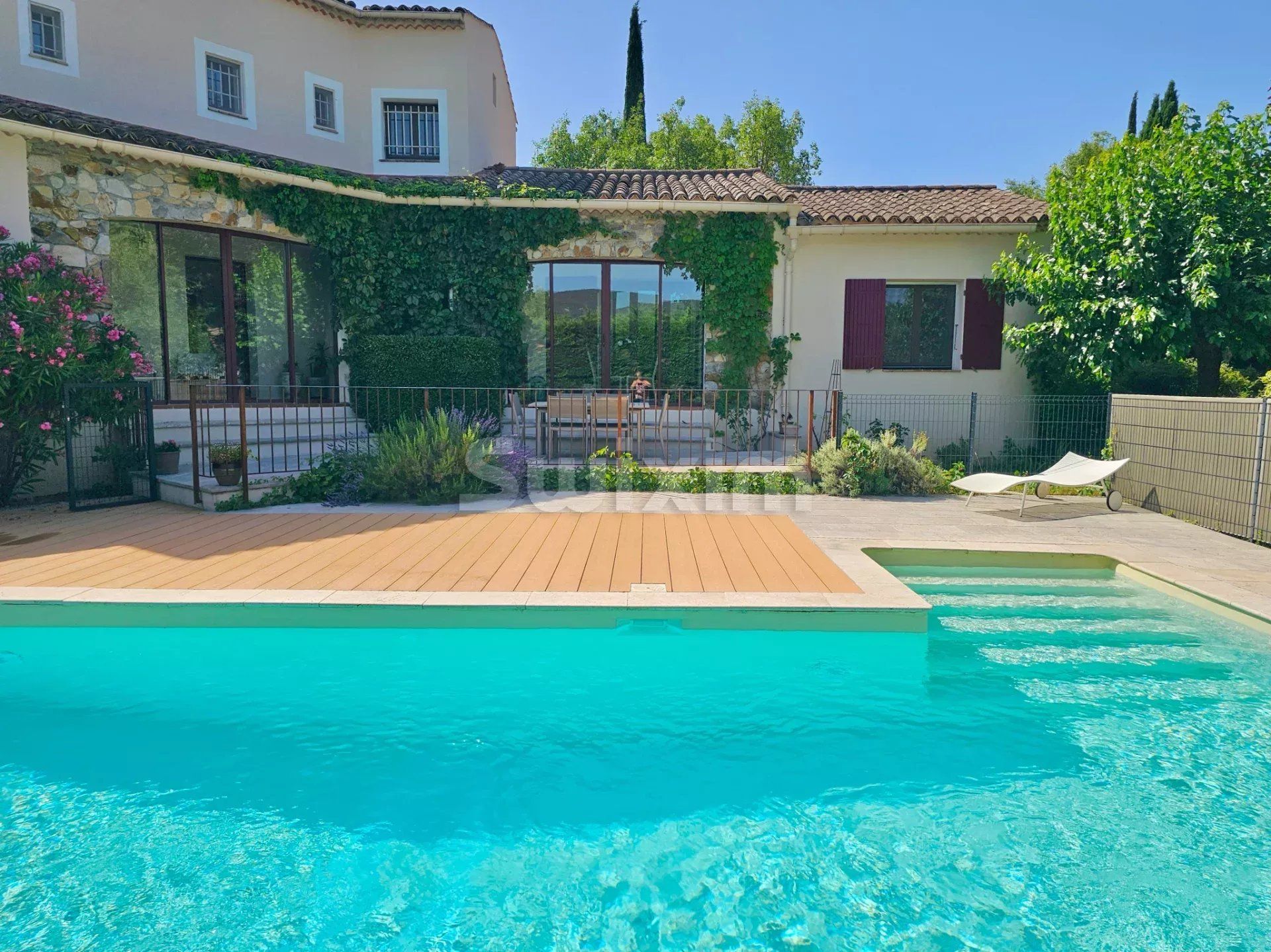villa 6 Rooms for sale on Boisset-et-Gaujac (30140)