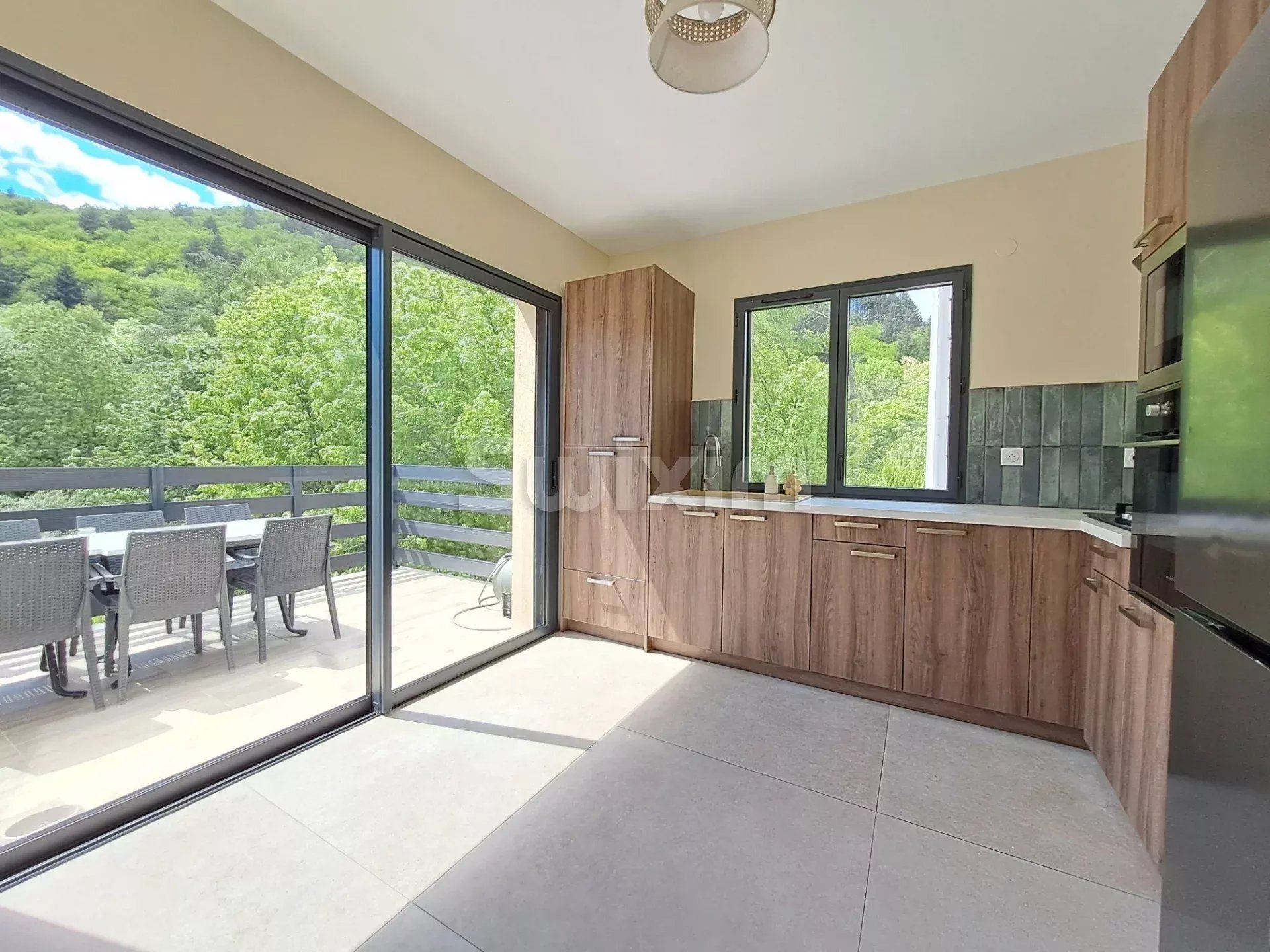 villa 5 Salas en venta en Villefort (48800)