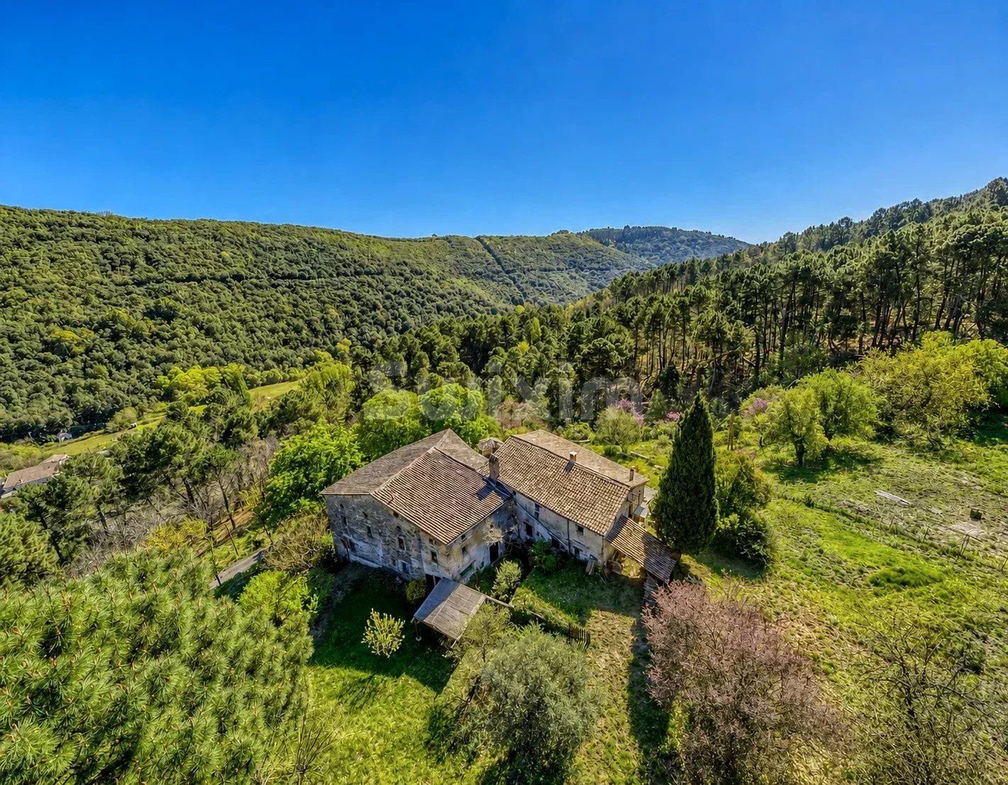 mas 11 Salas en venta en Saint-Paul-la-Coste (30480)