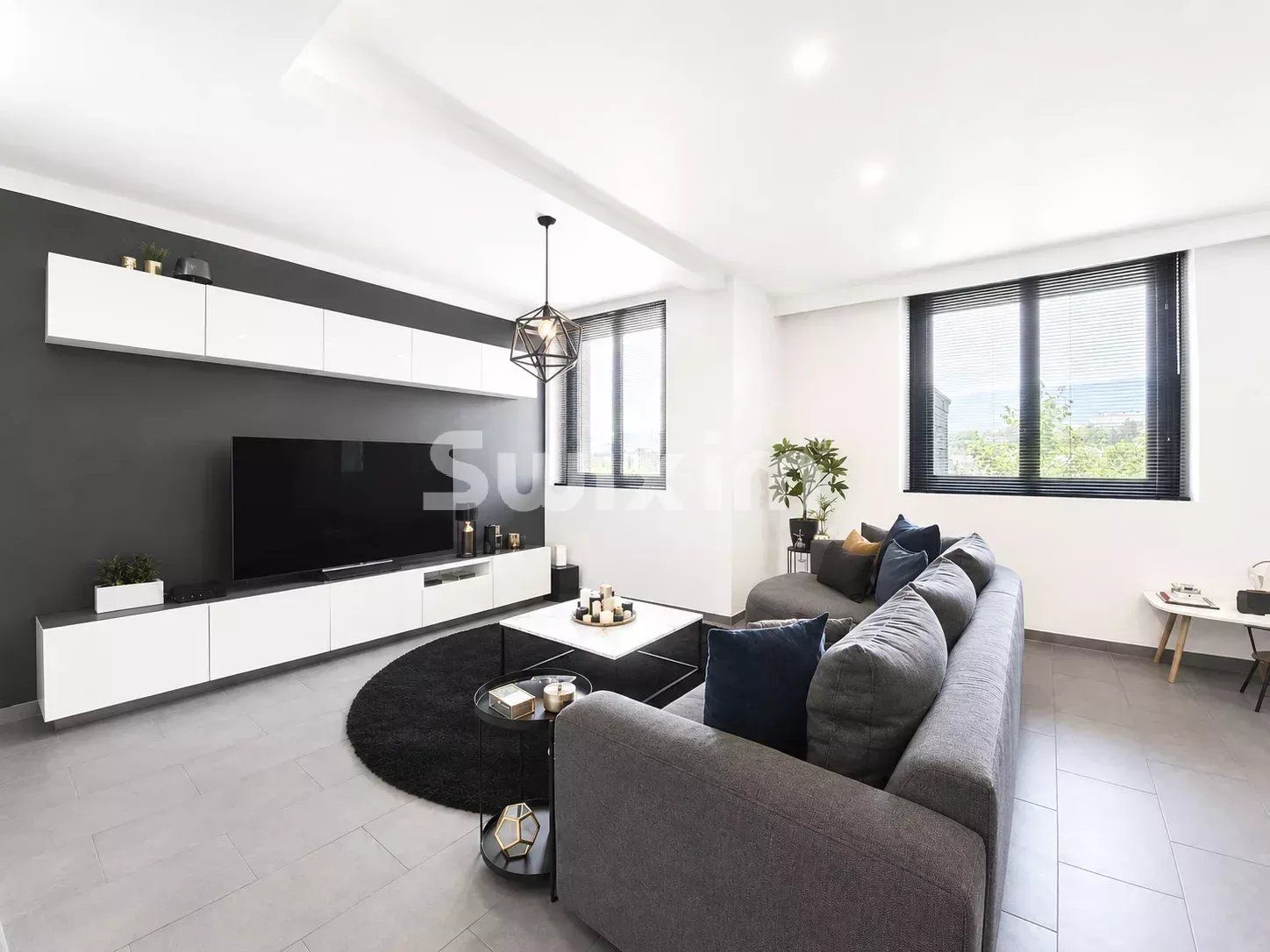 house 12 Rooms for sale on Valserhône (01200)