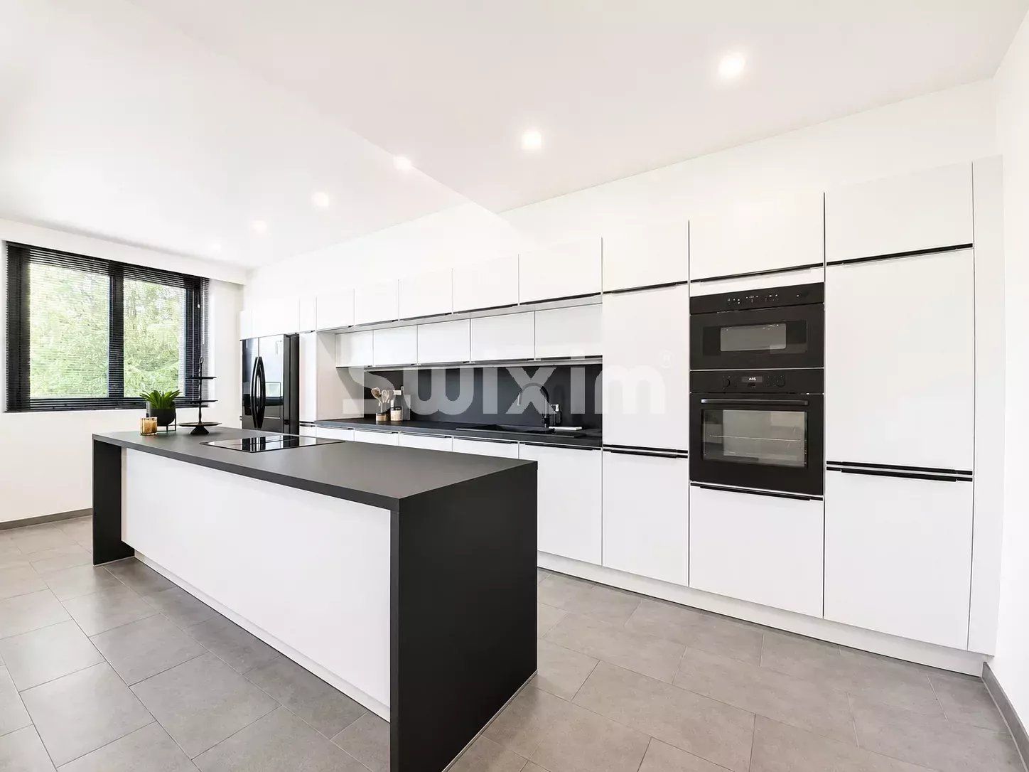 house 12 Rooms for sale on Valserhône (01200)