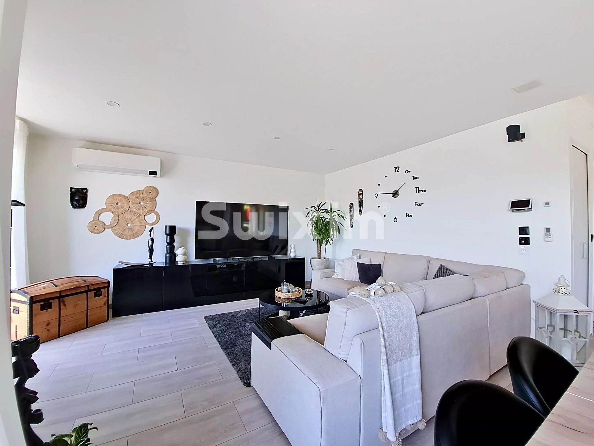 house 12 Rooms for sale on Valserhône (01200)