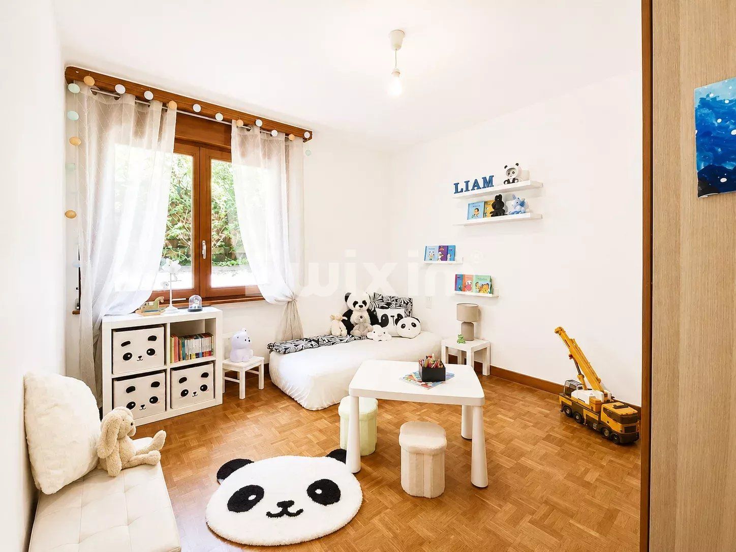 house 12 Rooms for sale on Valserhône (01200)
