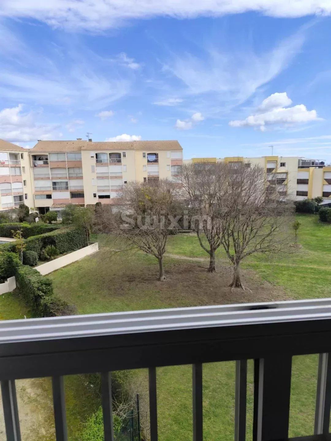 apartment 1 room for sale on Le Grau-du-Roi (30240)