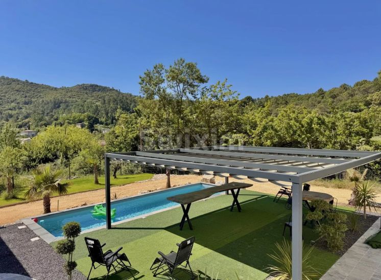 Vendita Villa Anduze 9&nbsp;Camere 243.86&nbsp;m²