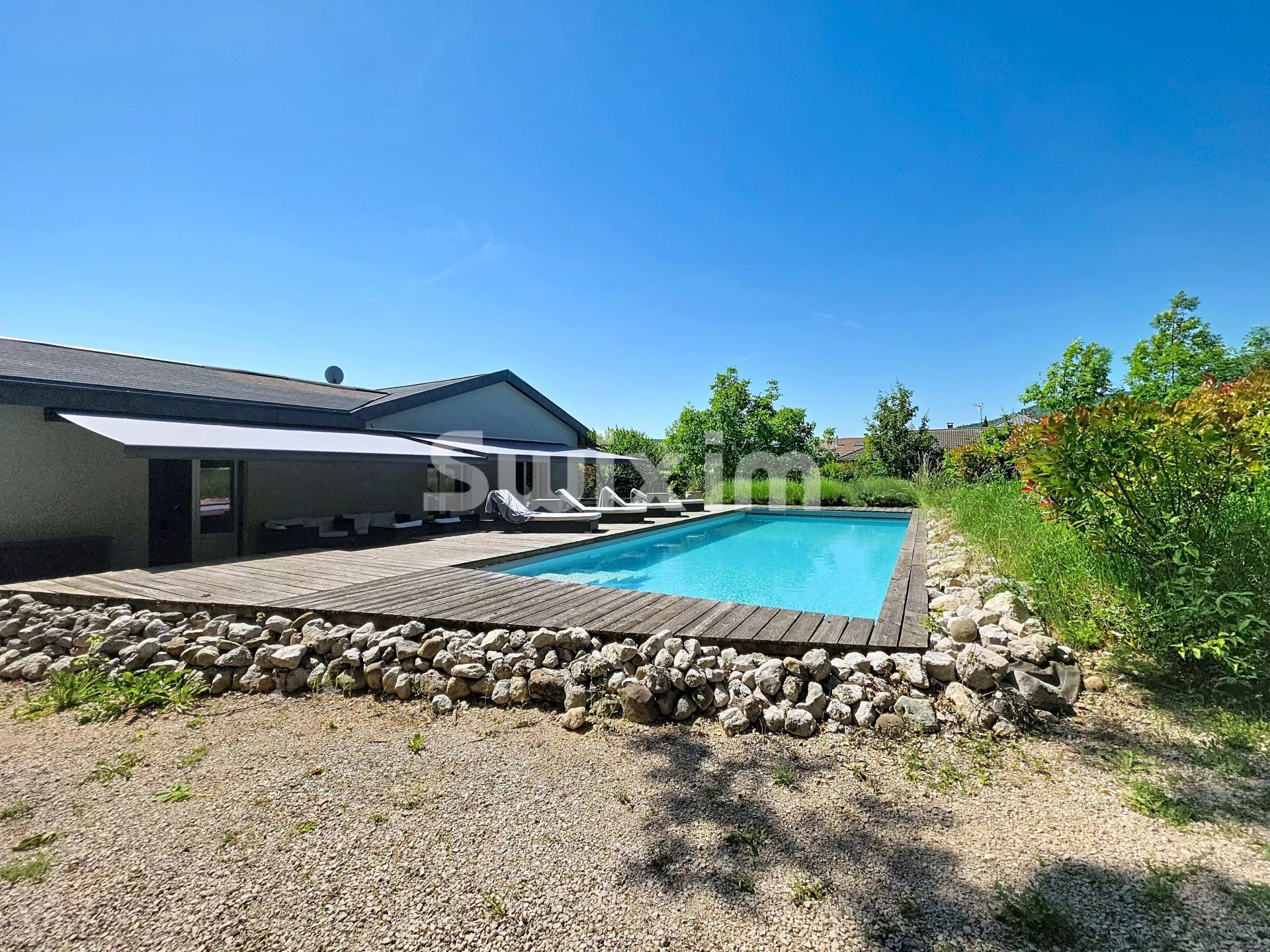 house 7 Rooms for sale on Divonne-les-Bains (01220)