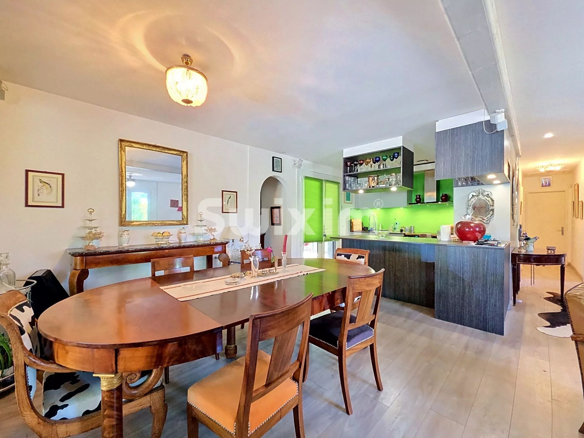 house 7 Rooms for sale on Divonne-les-Bains (01220)