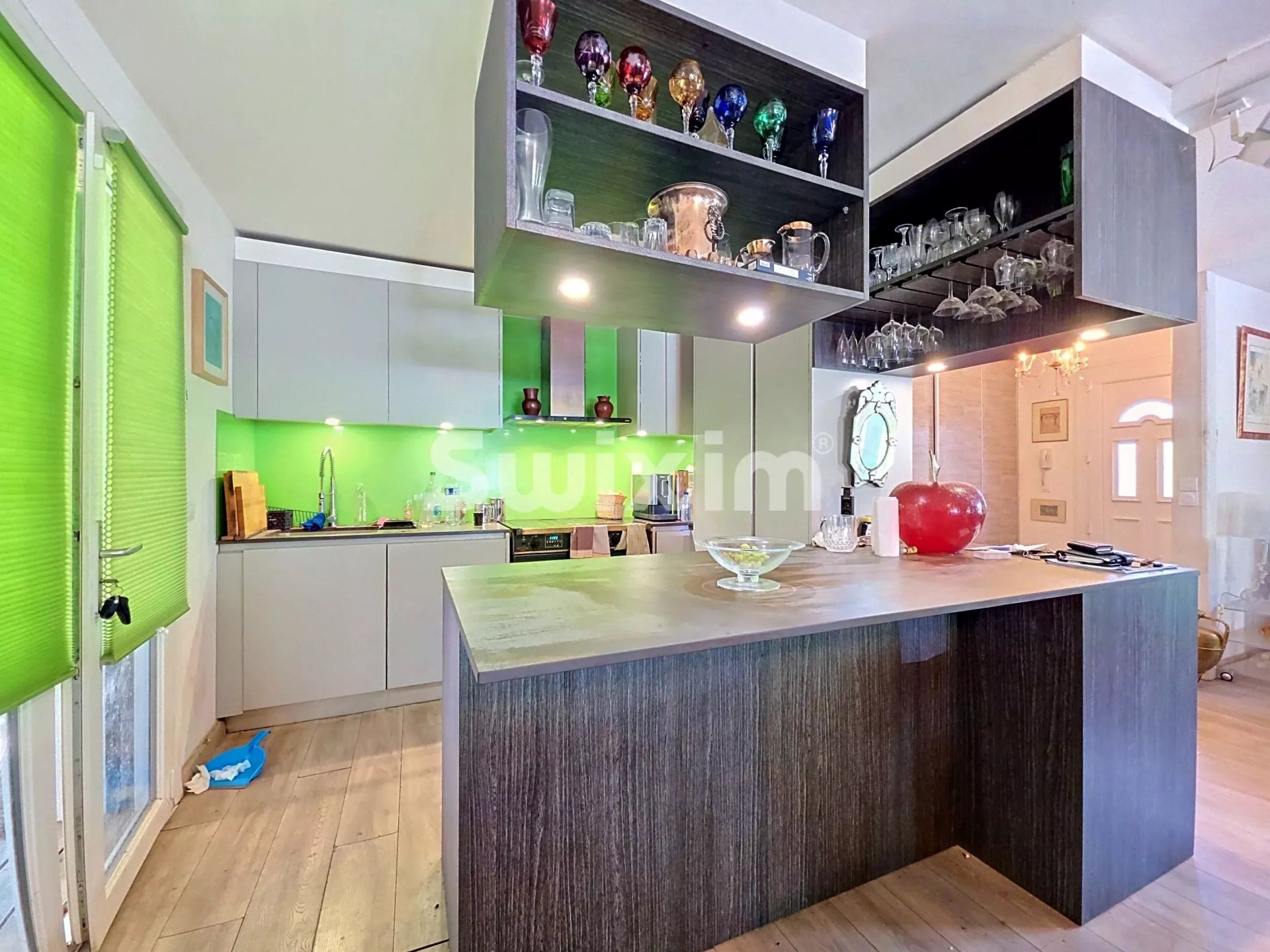 house 7 Rooms for sale on Divonne-les-Bains (01220)