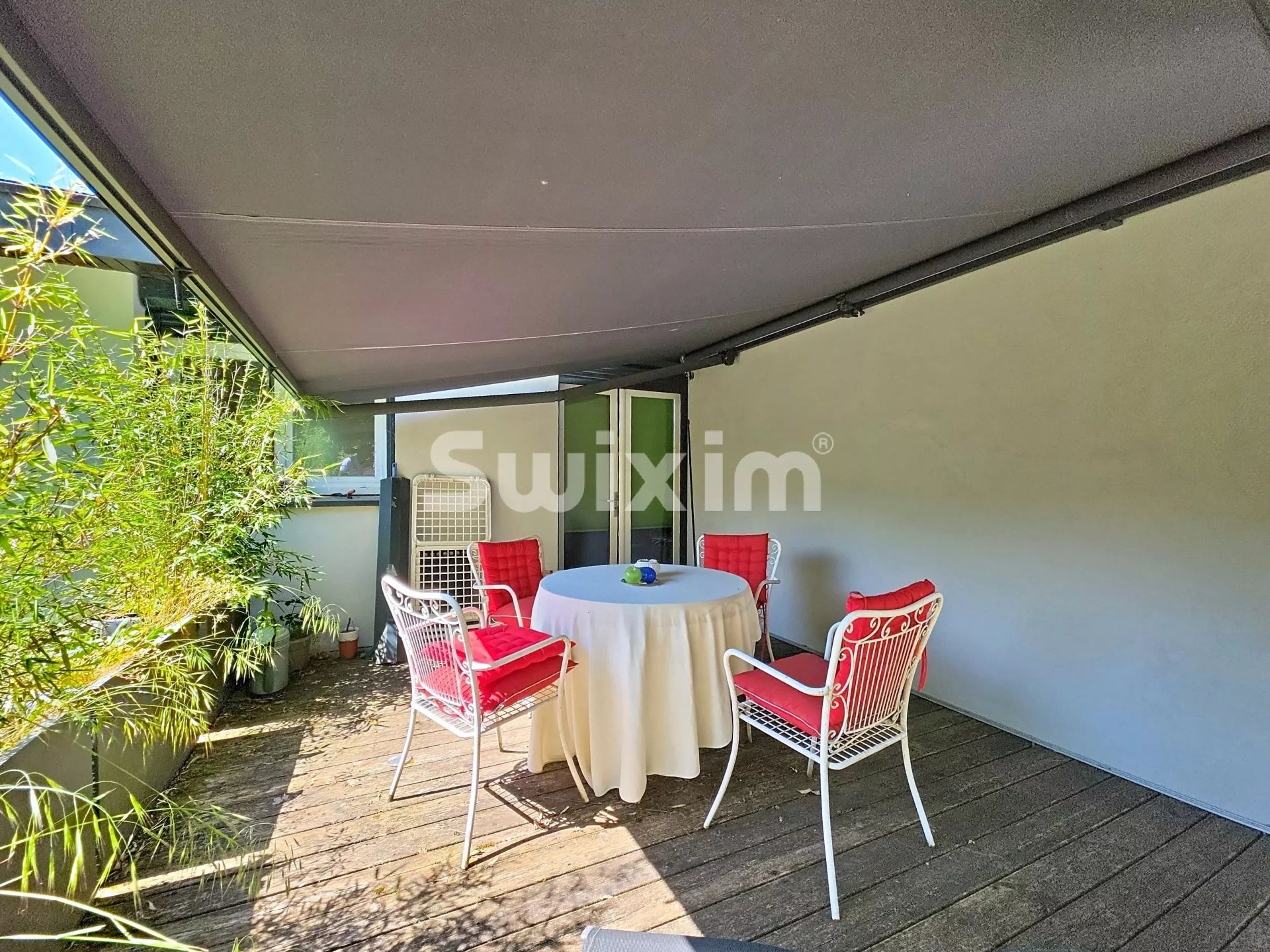 house 7 Rooms for sale on Divonne-les-Bains (01220)