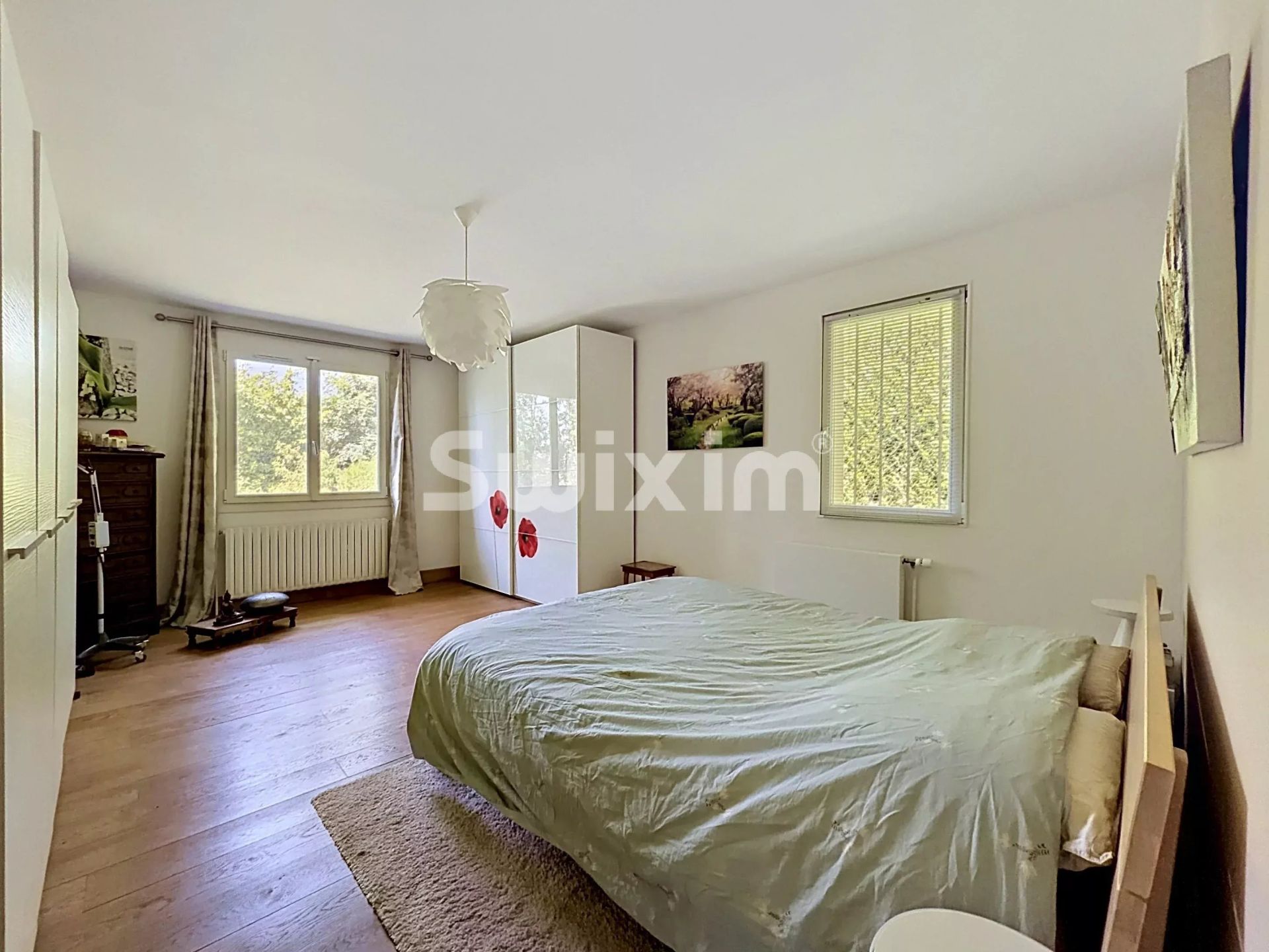 house 5 Rooms for sale on Grilly (01220)