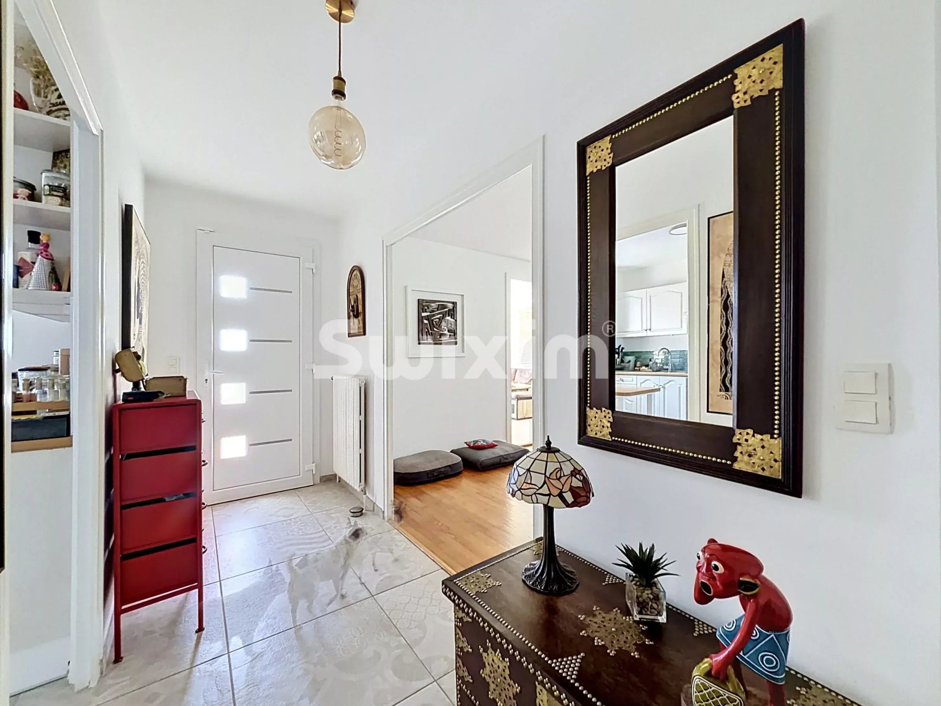 house 5 Rooms for sale on Grilly (01220)