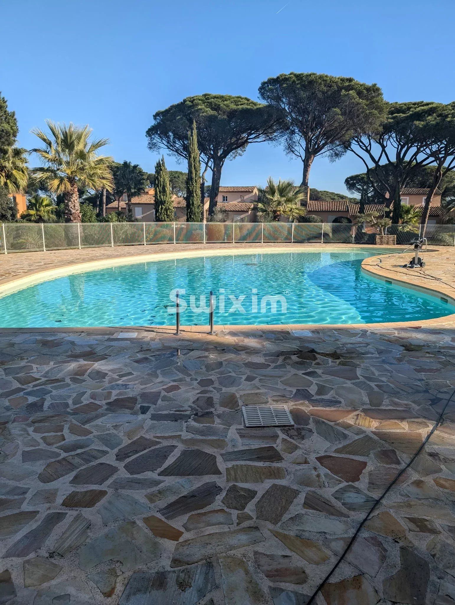 casa 4 Camere in vendita su Gassin (83580)
