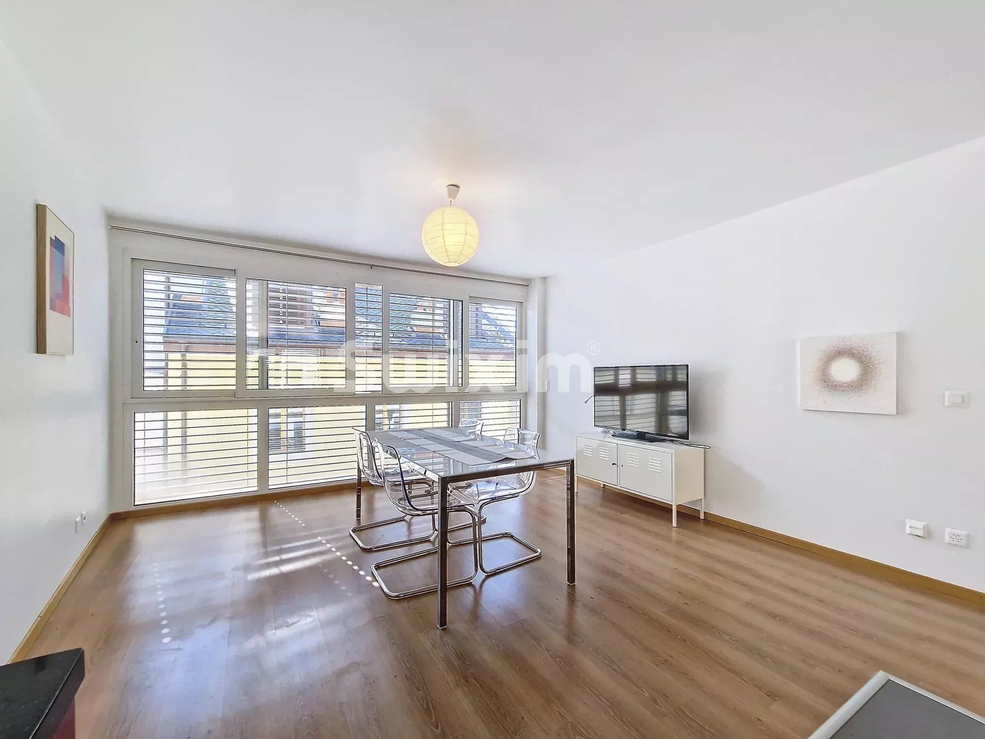 apartment 4 Rooms for rent on Genève (1201)