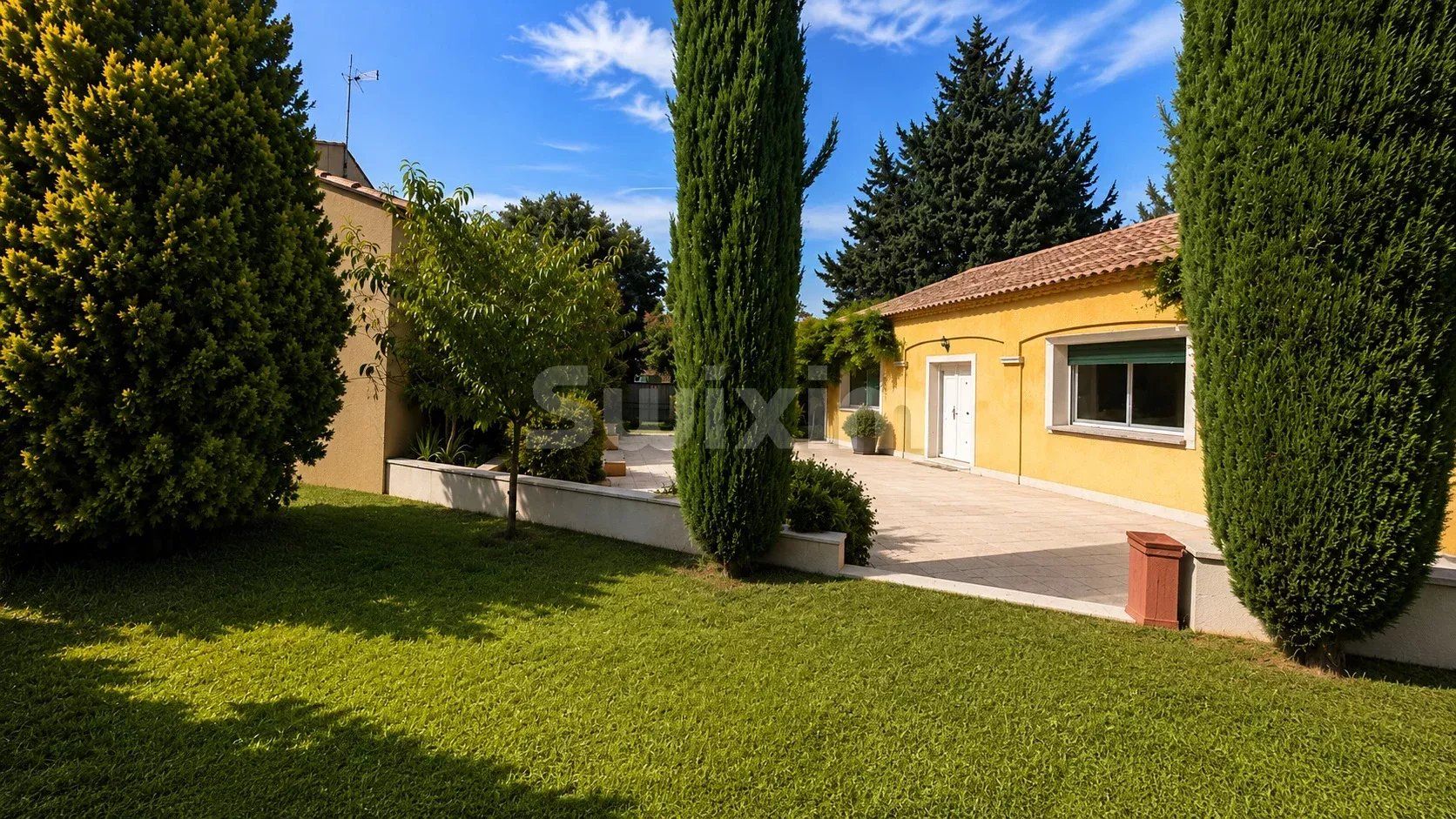 villa 8 Camere in vendita su Châteaurenard (13160)