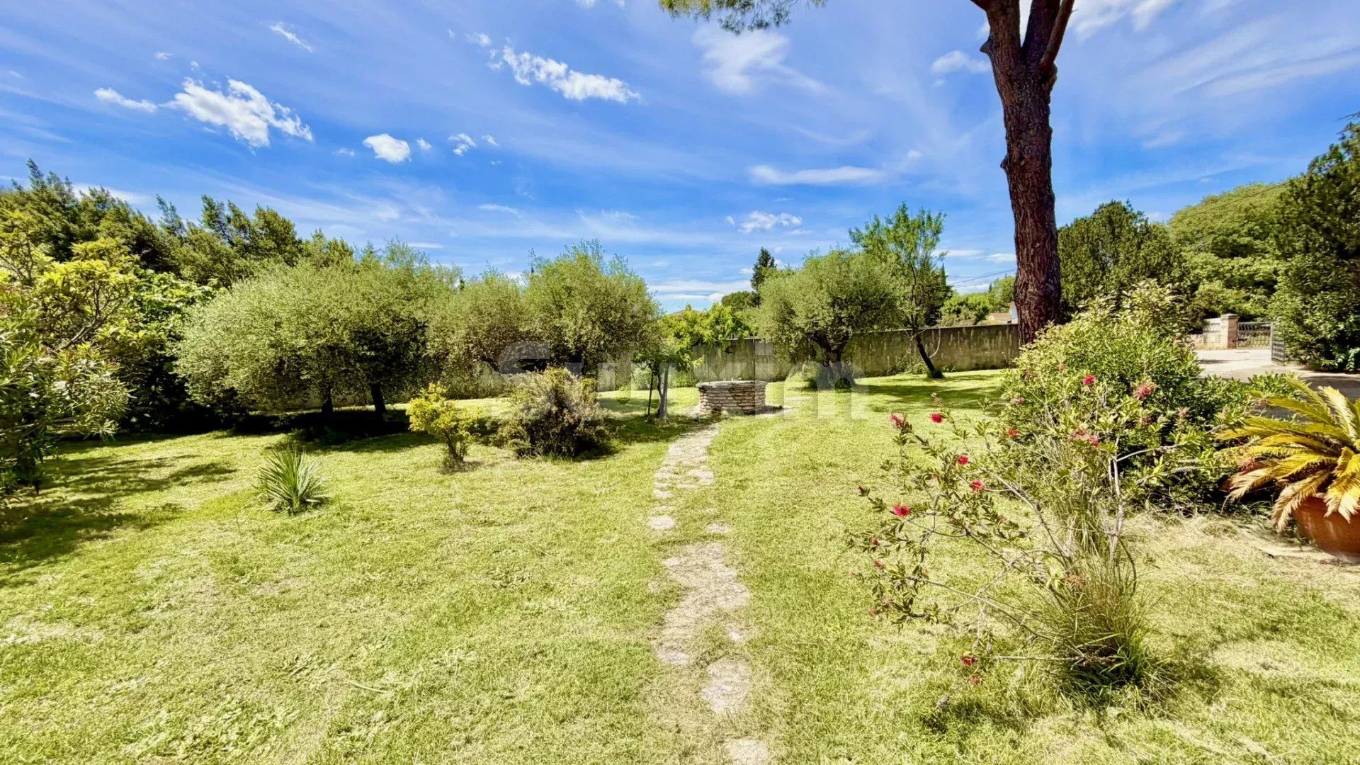 villa 6 Camere in vendita su Castillon-du-Gard (30210)