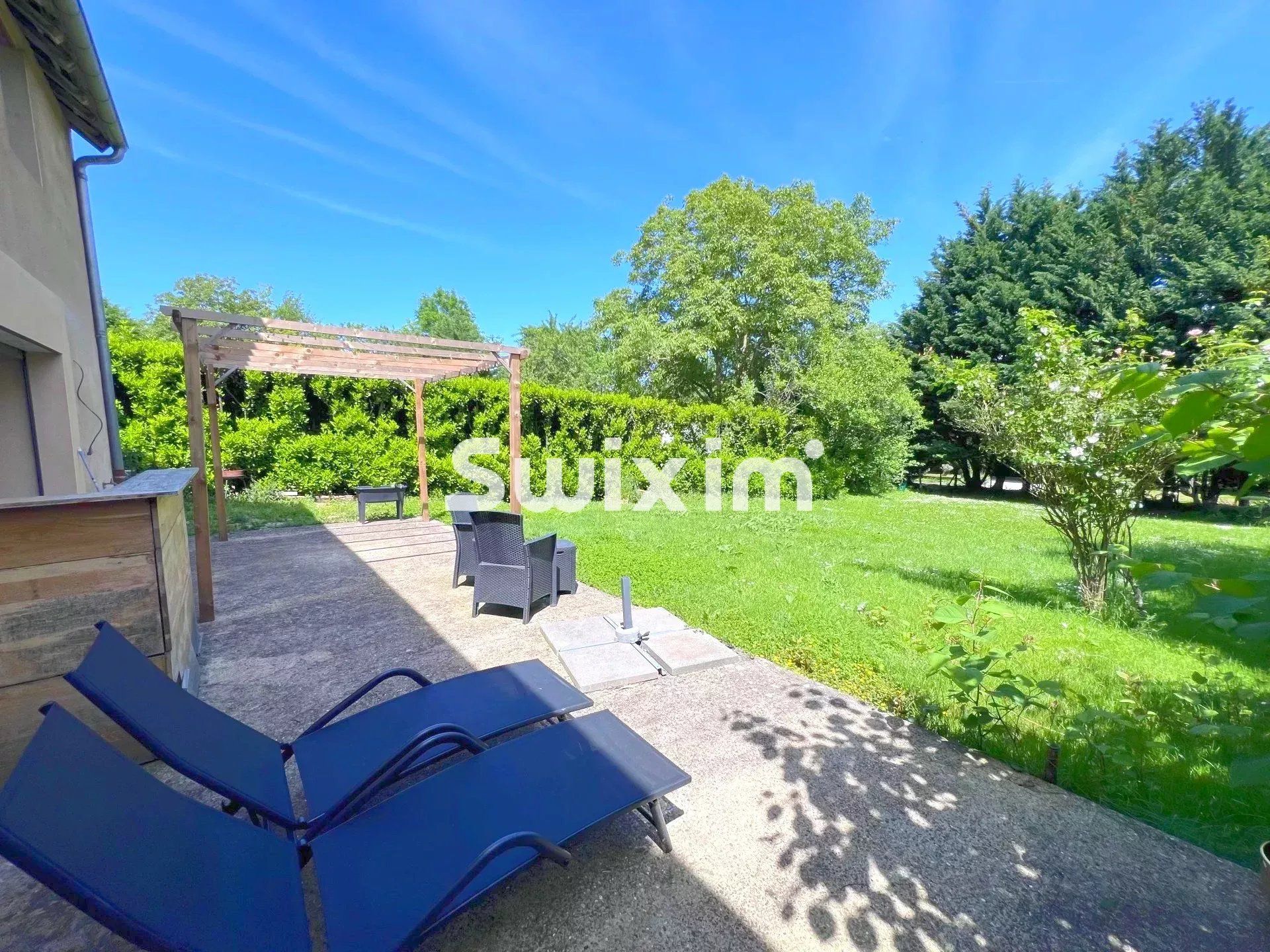 casa 5 Salas en venta en Lons-le-Saunier (39000)