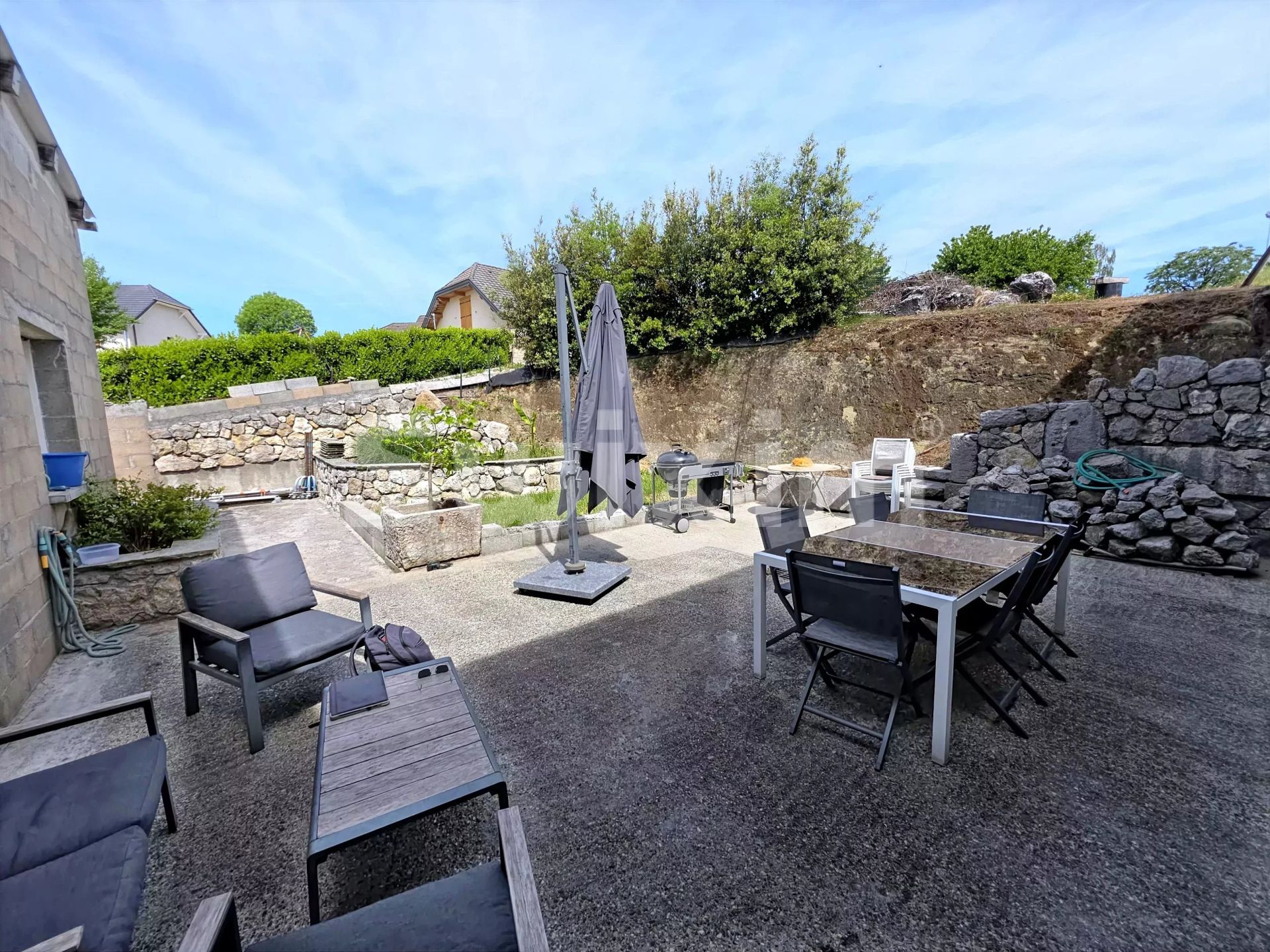 maison 8 Pièces en vente sur Entrelacs (73410)