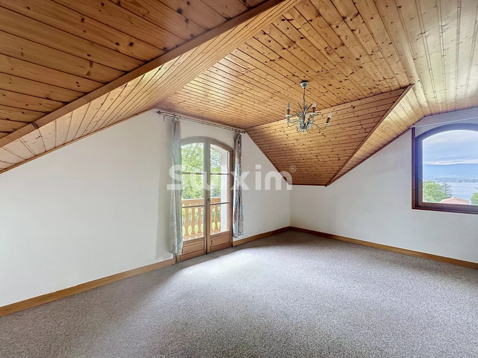 casa 6 Camere in vendita su Messery (74140)