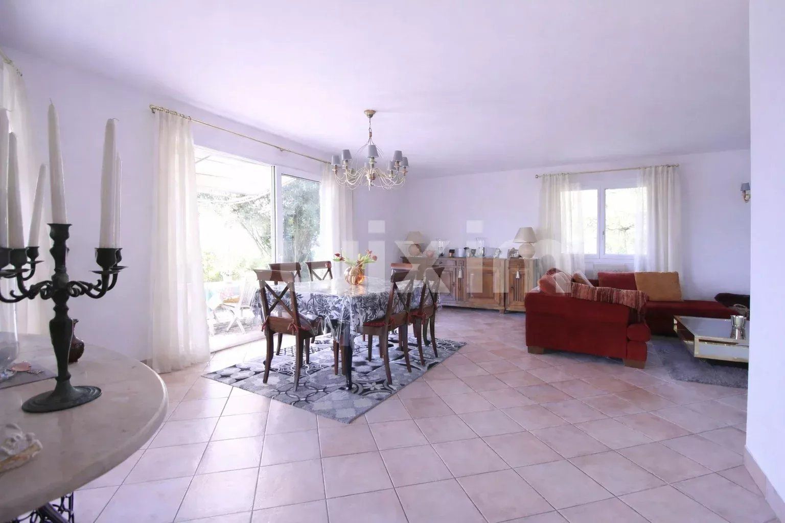 casa 6 Camere in vendita su Aix-les-Bains (73100)