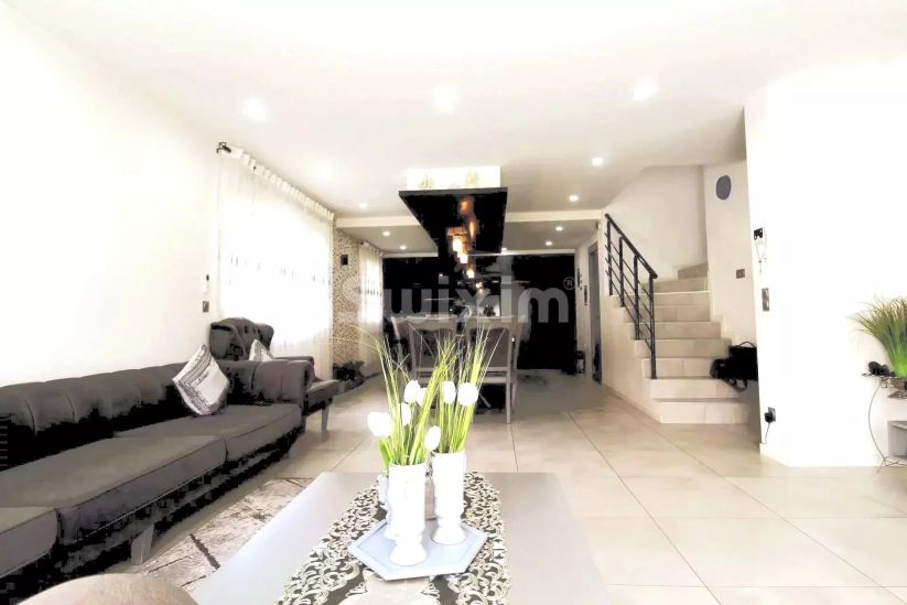 Vente Maison Scionzier 5&nbsp;Pièces 110&nbsp;m²