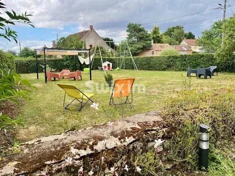 house 4 Rooms for sale on Saint-Révérien (58420)
