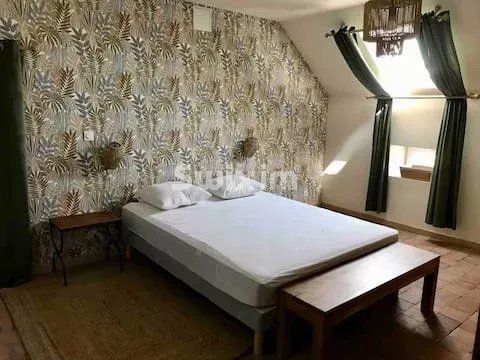 house 4 Rooms for sale on Saint-Révérien (58420)