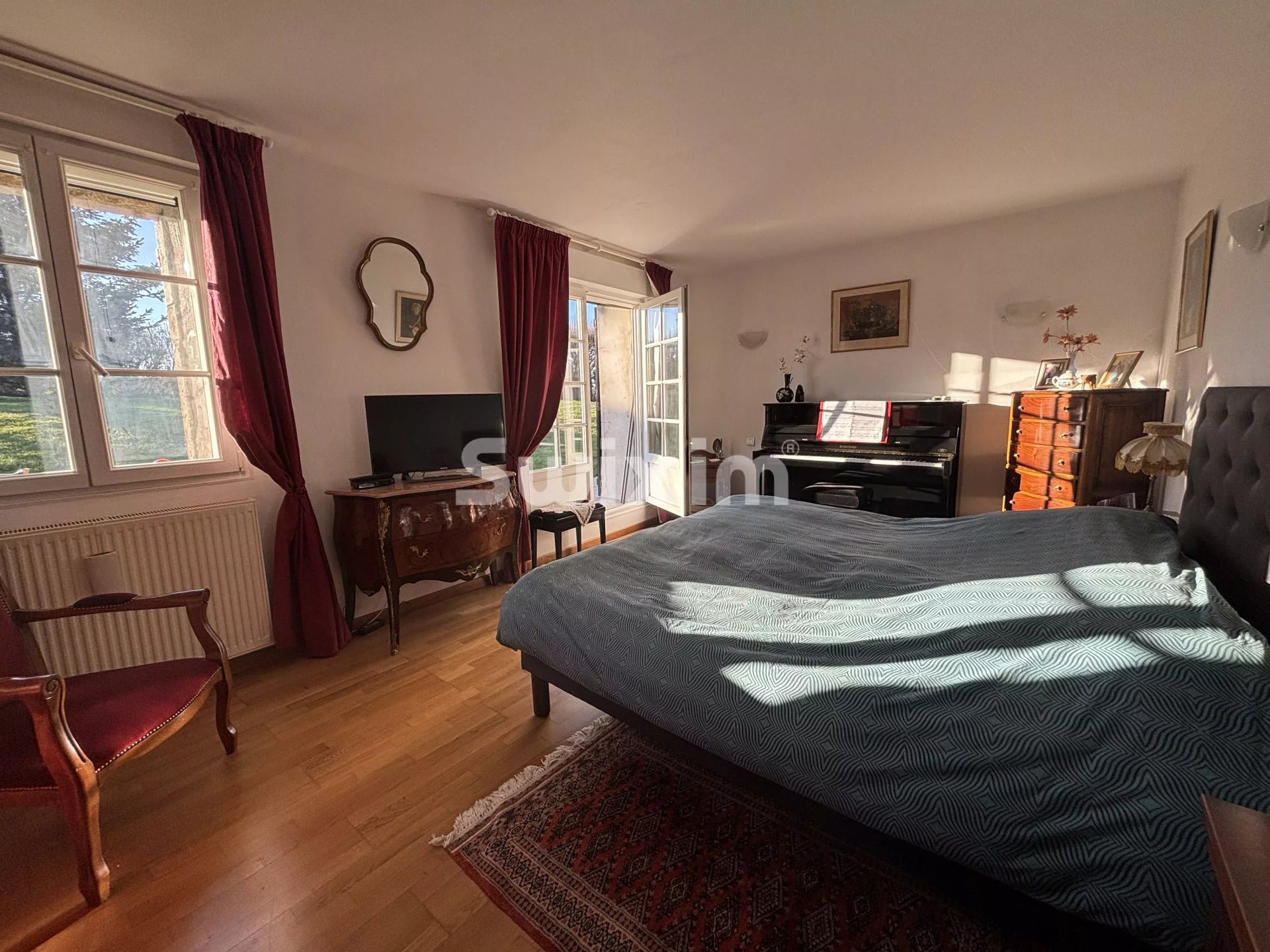 house 7 Rooms for sale on Saulieu (21210)