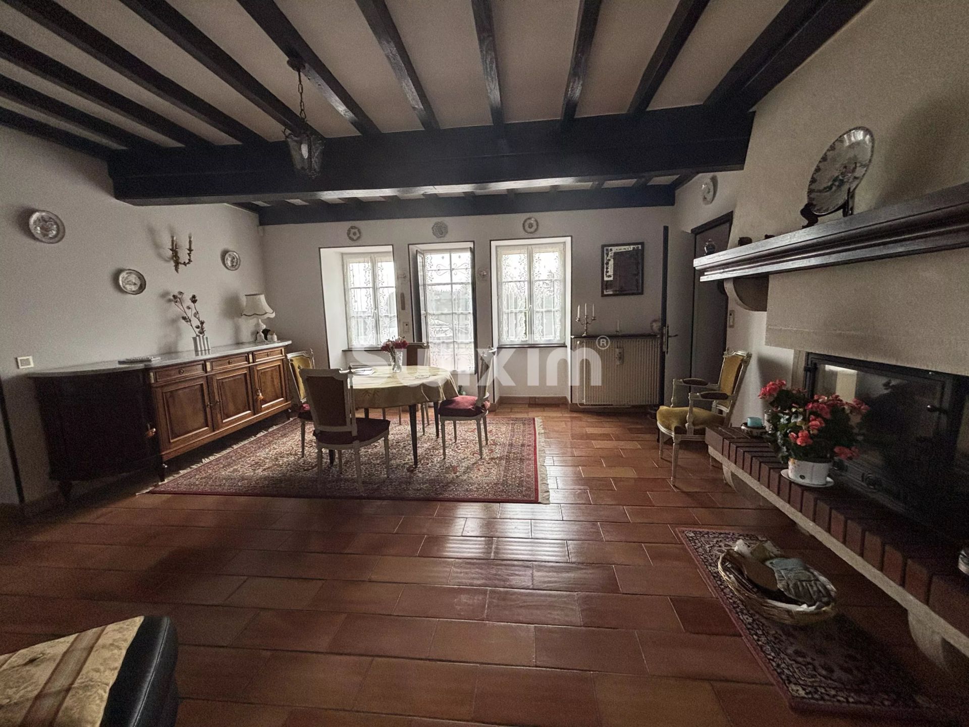 house 7 Rooms for sale on Saulieu (21210)