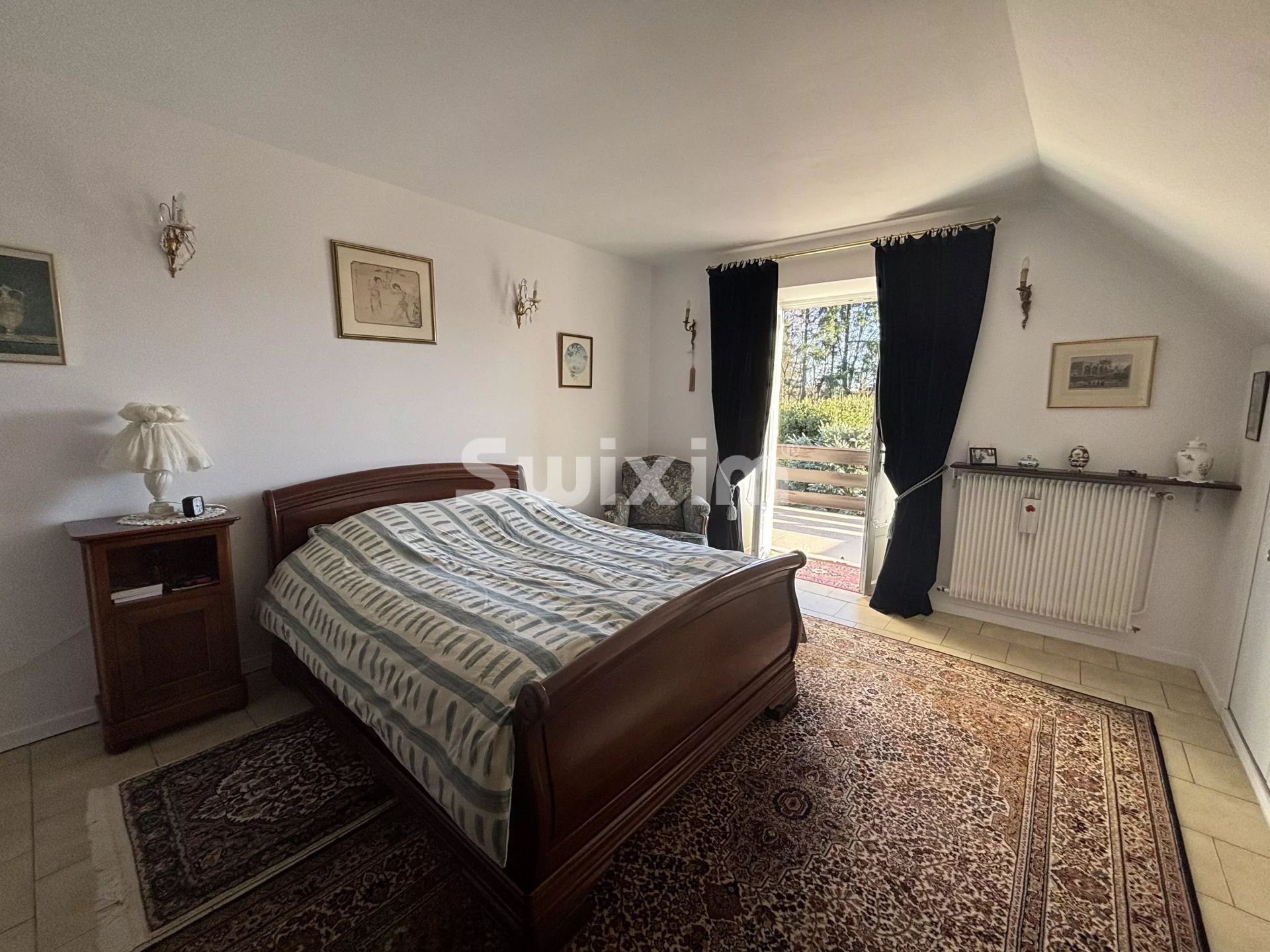 house 7 Rooms for sale on Saulieu (21210)