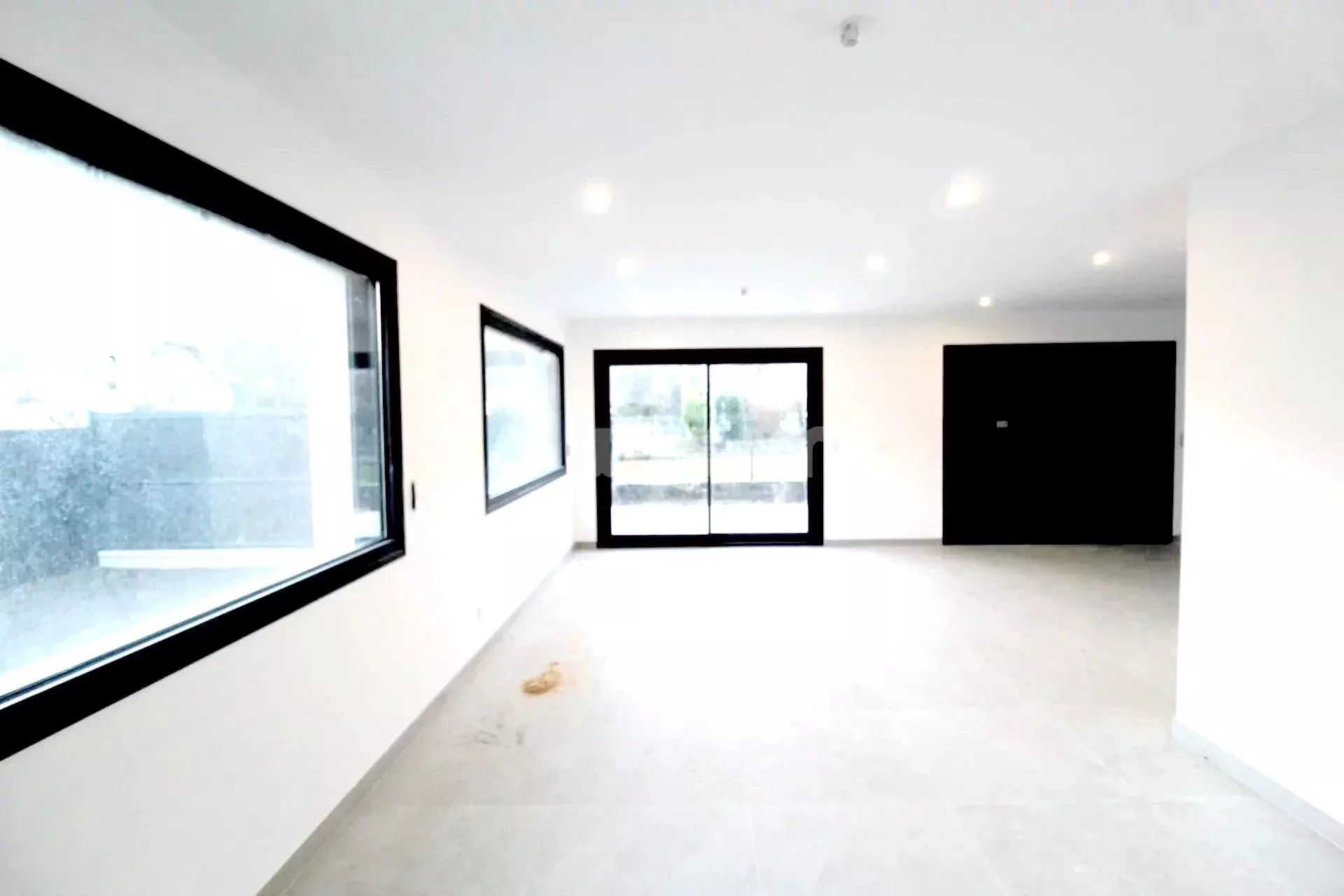 house 4 Rooms for sale on Scionzier (74950)