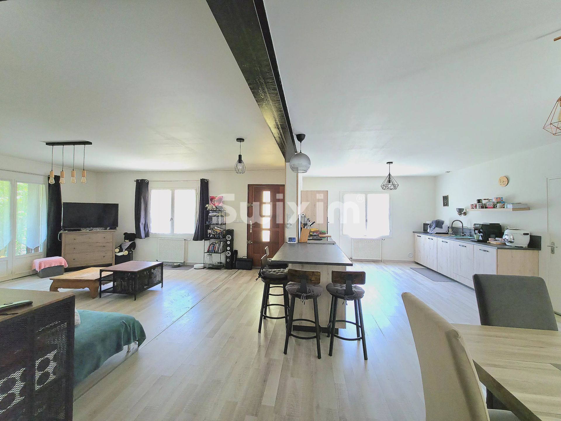 house 4 Rooms for sale on Valréas (84600)