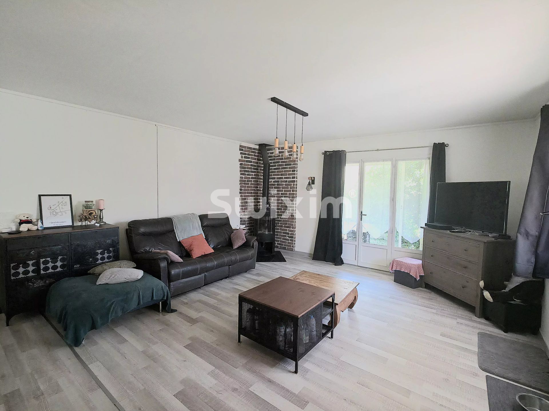 house 4 Rooms for sale on Valréas (84600)