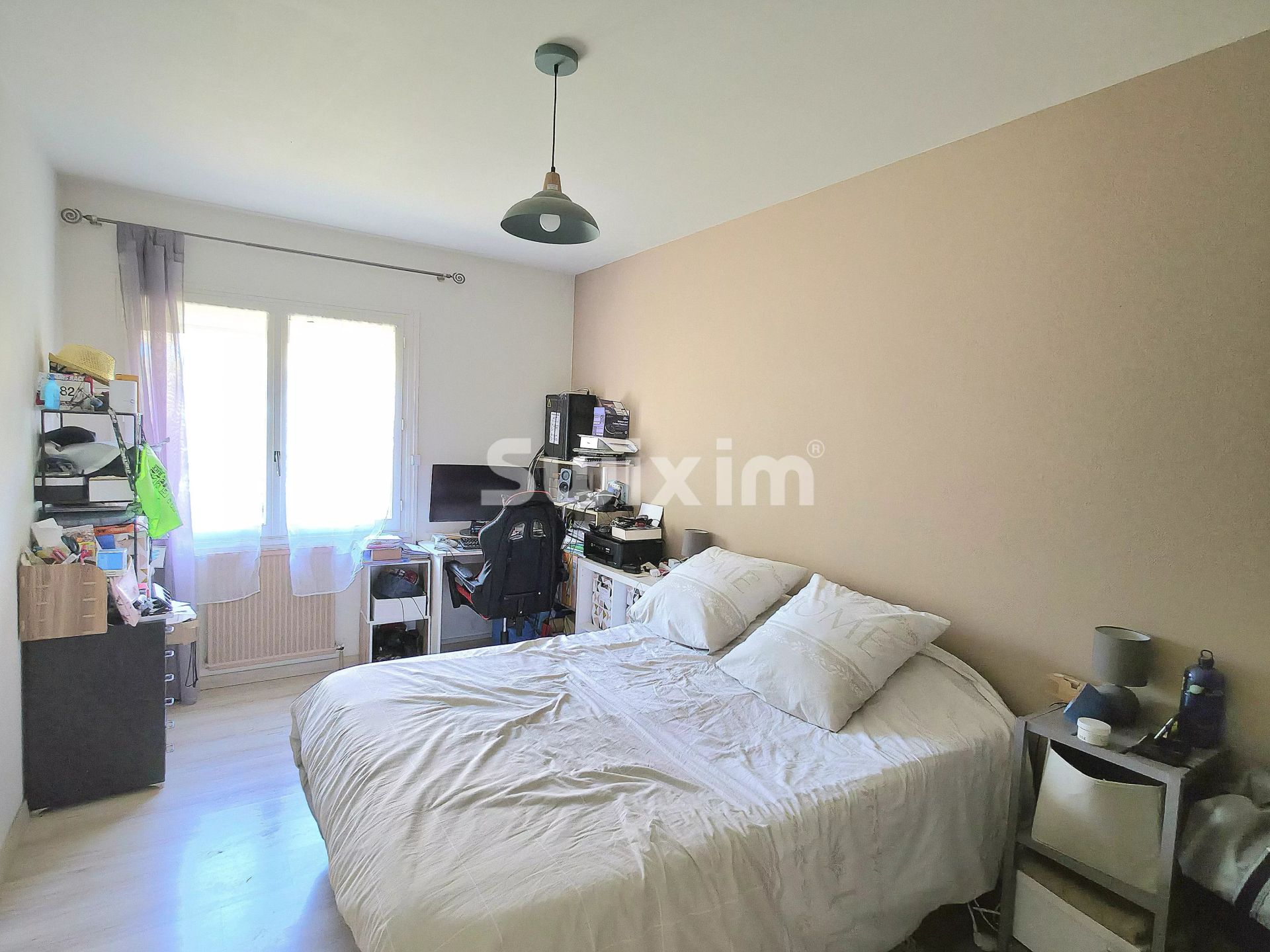 house 4 Rooms for sale on Valréas (84600)