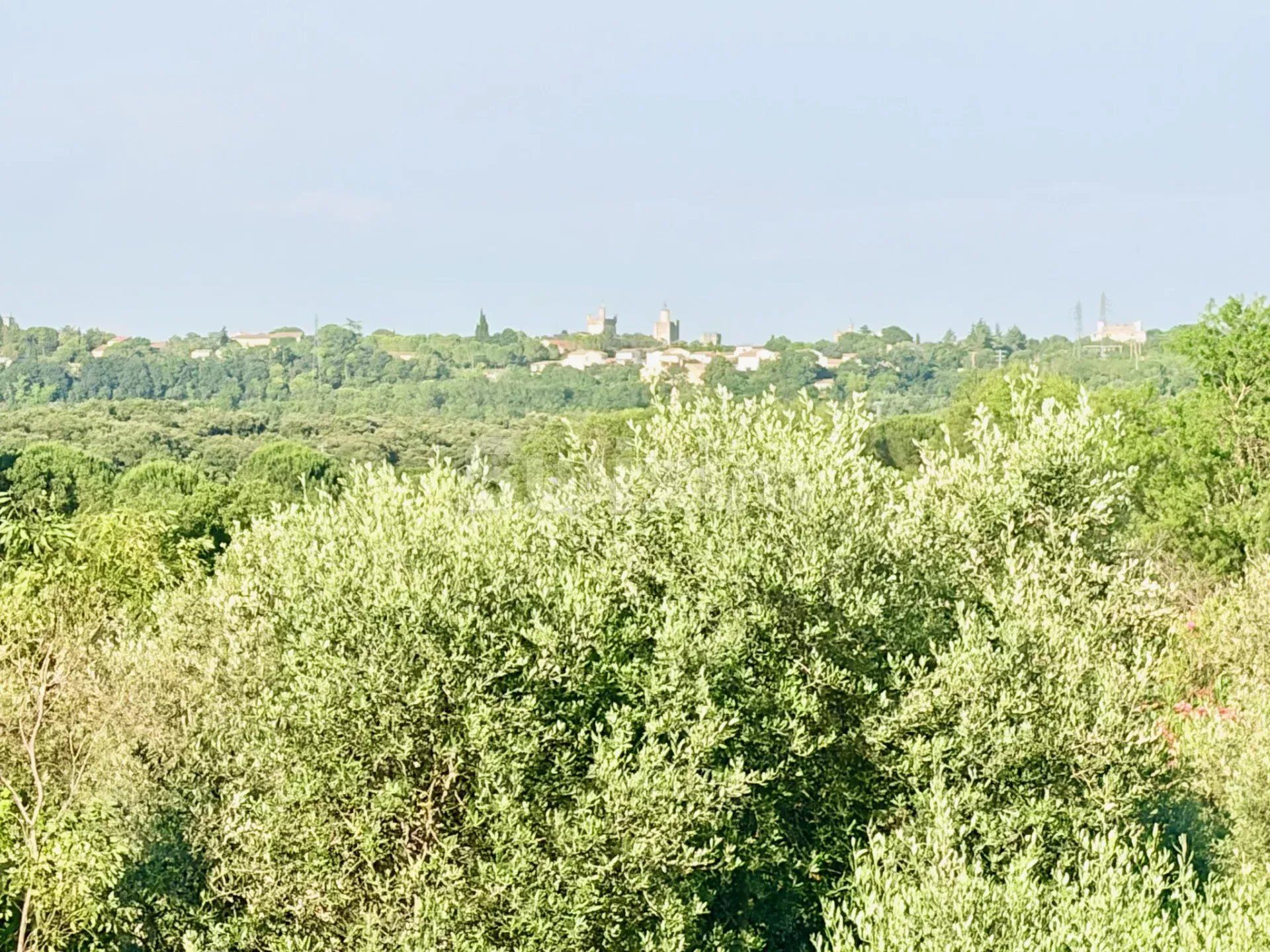 casa 8 Camere in vendita su Uzès (30700)