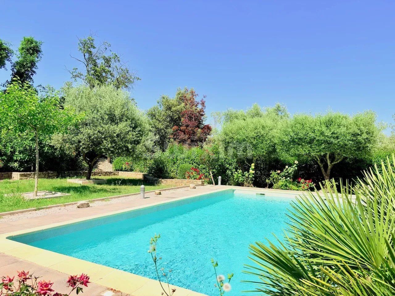 casa 8 Camere in vendita su Uzès (30700)