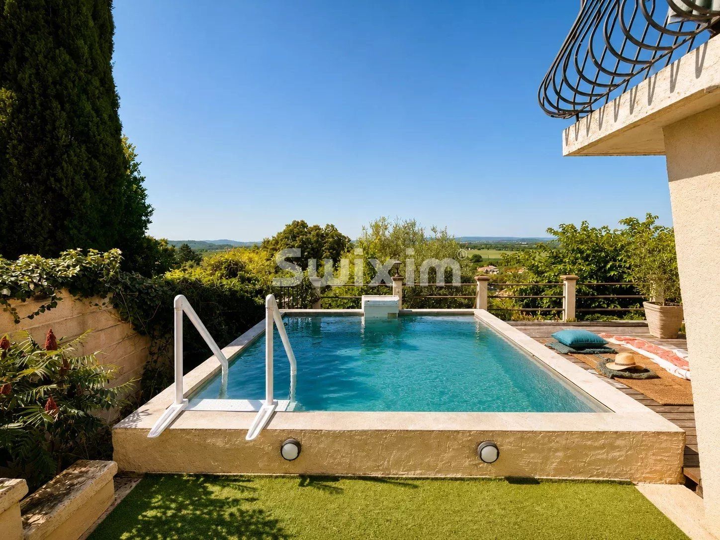 casa 6 Camere in vendita su Bollène (84500)