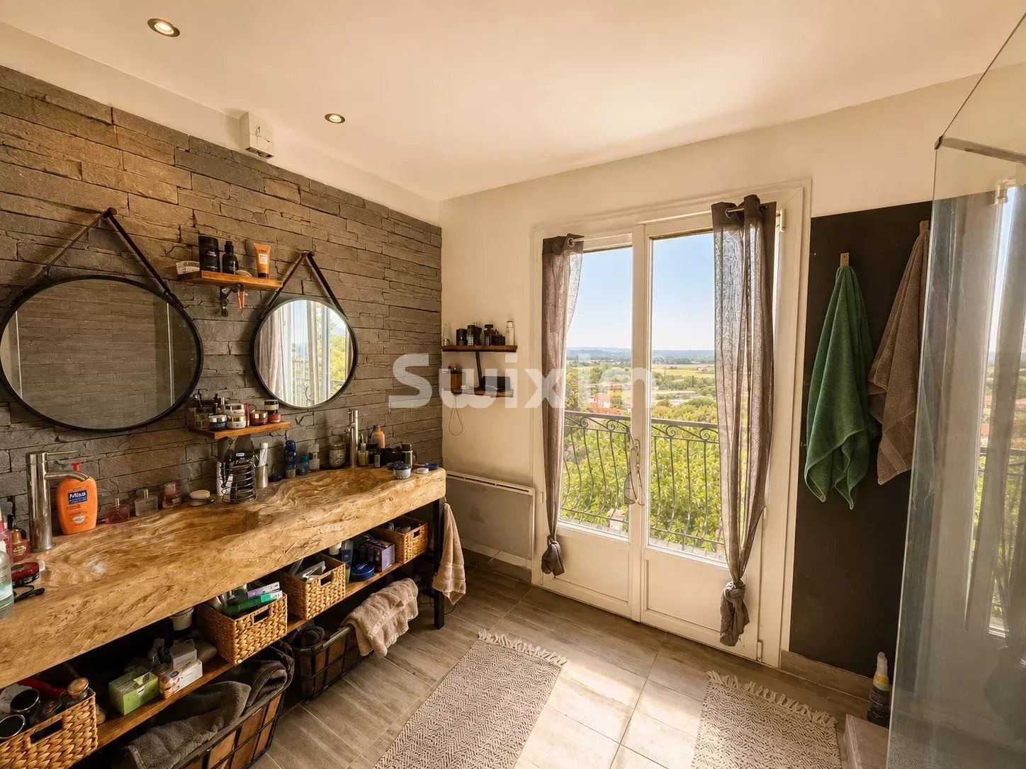 casa 6 Camere in vendita su Bollène (84500)