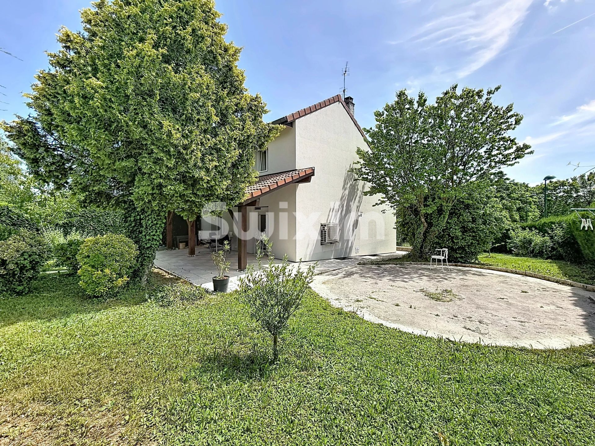 casa 6 Salas en venta en Échenevex (01170)